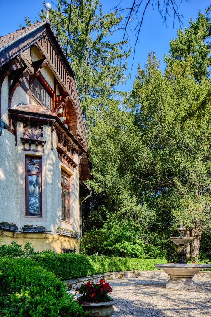+++ Einmalige Jugendstilvilla mit Traumgarten, Pool & Weinkeller in Bestlage von SOPRON +++