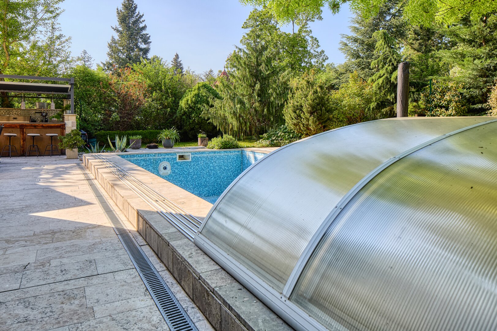 +++ Einmalige Jugendstilvilla mit Traumgarten, Pool & Weinkeller in Bestlage von SOPRON +++