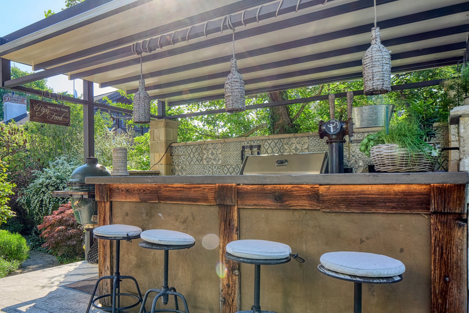 +++ Einmalige Jugendstilvilla mit Traumgarten, Pool & Weinkeller in Bestlage von SOPRON +++