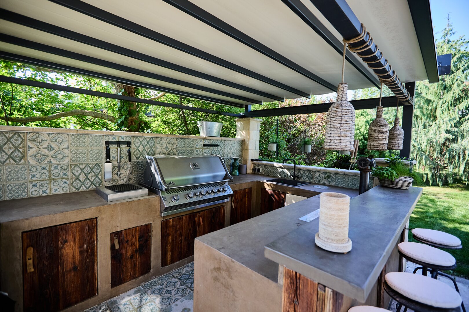 +++ Einmalige Jugendstilvilla mit Traumgarten, Pool & Weinkeller in Bestlage von SOPRON +++