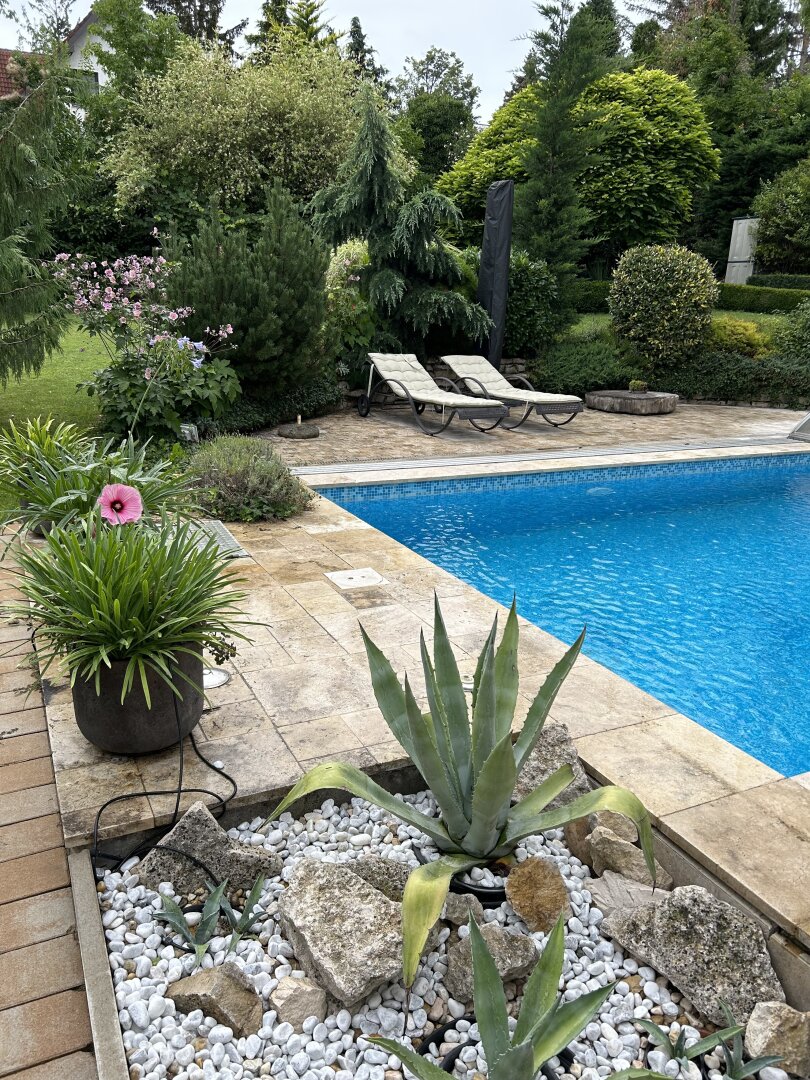 +++ Einmalige Jugendstilvilla mit Traumgarten, Pool & Weinkeller in Bestlage von SOPRON +++