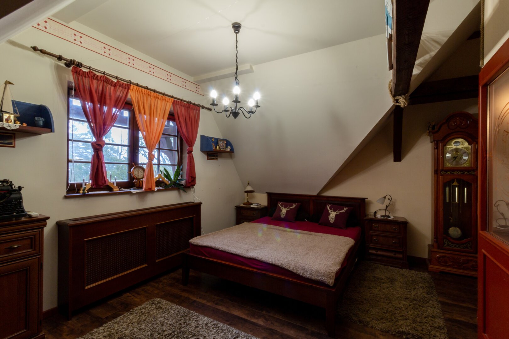 +++ Einmalige Jugendstilvilla mit Traumgarten, Pool & Weinkeller in Bestlage von SOPRON +++