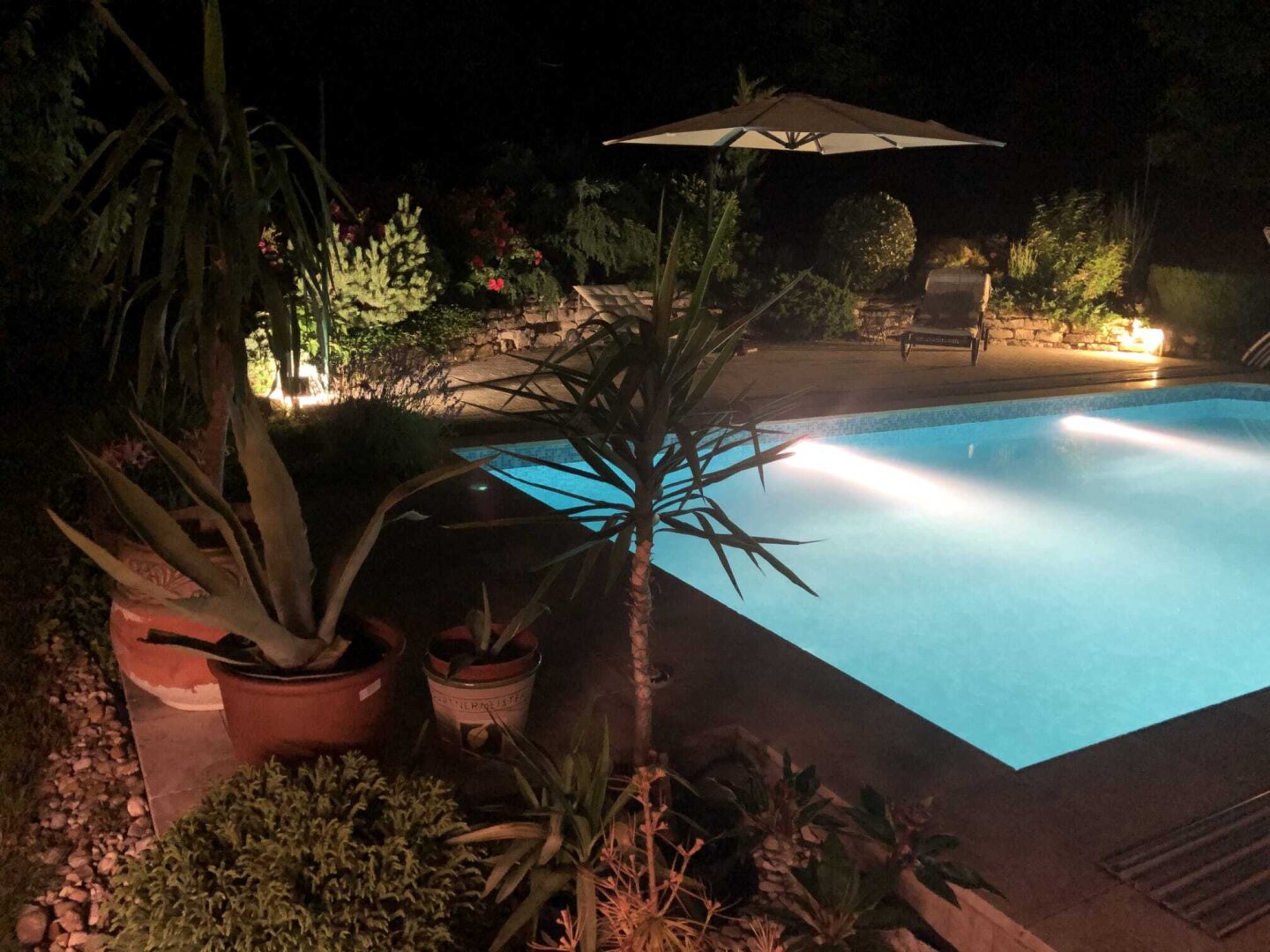 +++ Einmalige Jugendstilvilla mit Traumgarten, Pool & Weinkeller in Bestlage von SOPRON +++