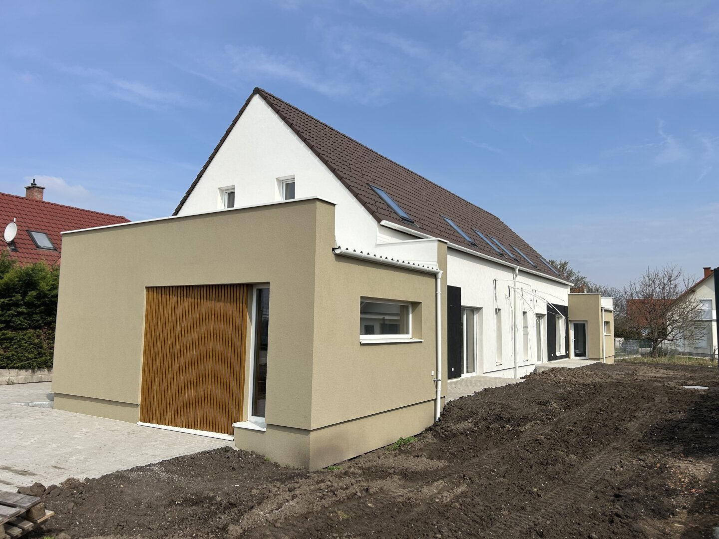 +++ Erstbezug Doppelhaushälfte Nähe der Therme in Hegykö+++