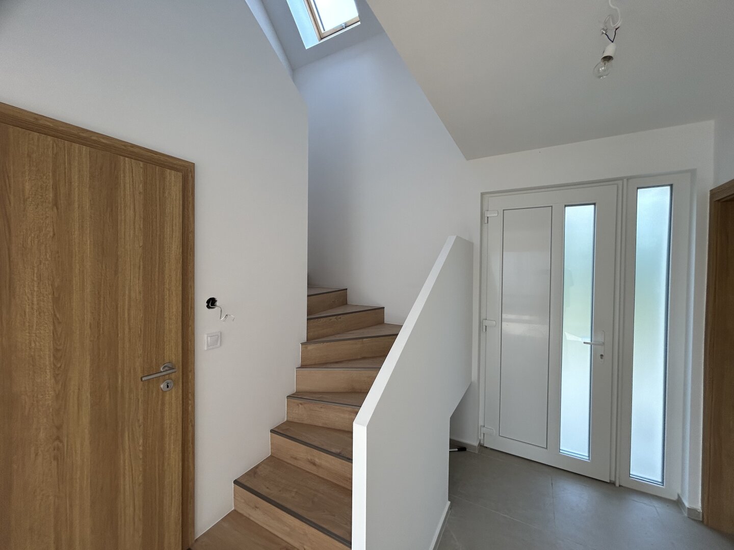 +++ Erstbezug Doppelhaushälfte Nähe der Therme in Hegykö+++