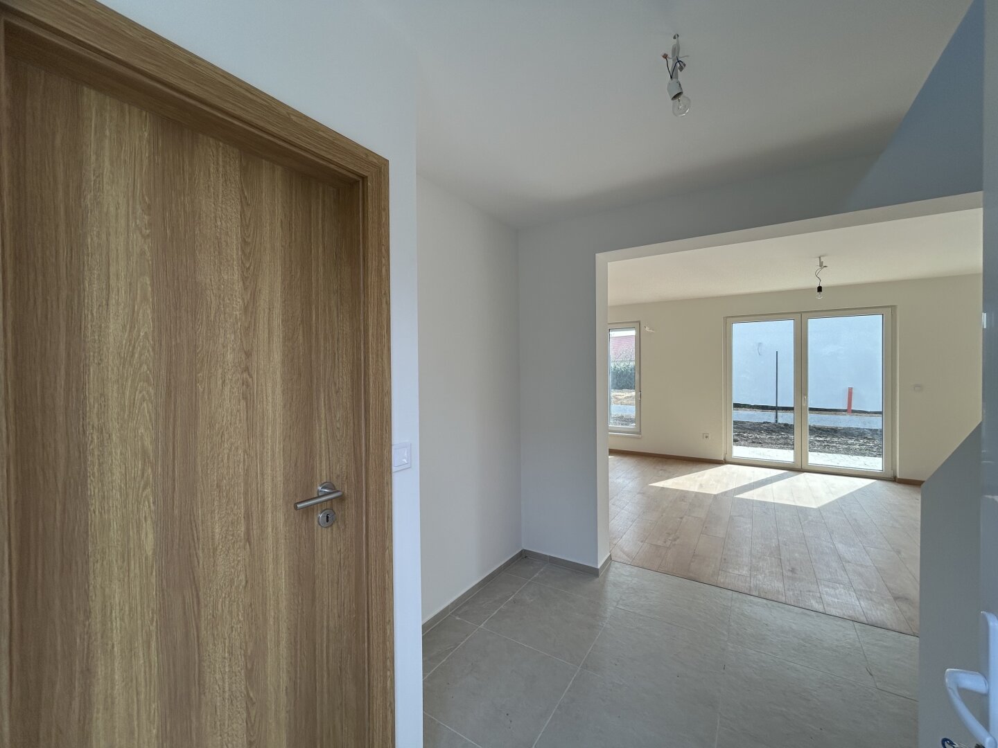 +++ Erstbezug Doppelhaushälfte Nähe der Therme in Hegykö+++