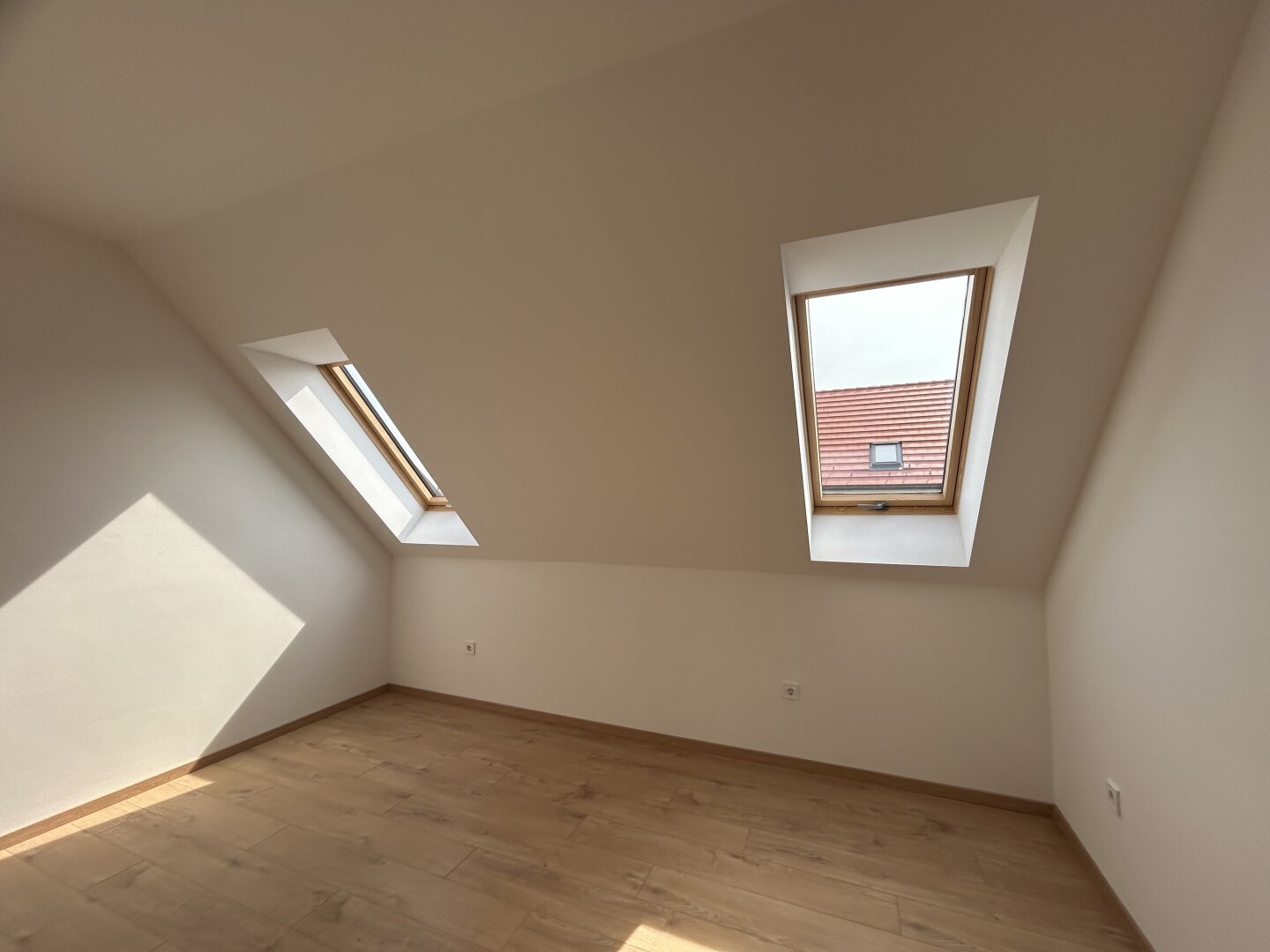 +++ Erstbezug Doppelhaushälfte Nähe der Therme in Hegykö+++