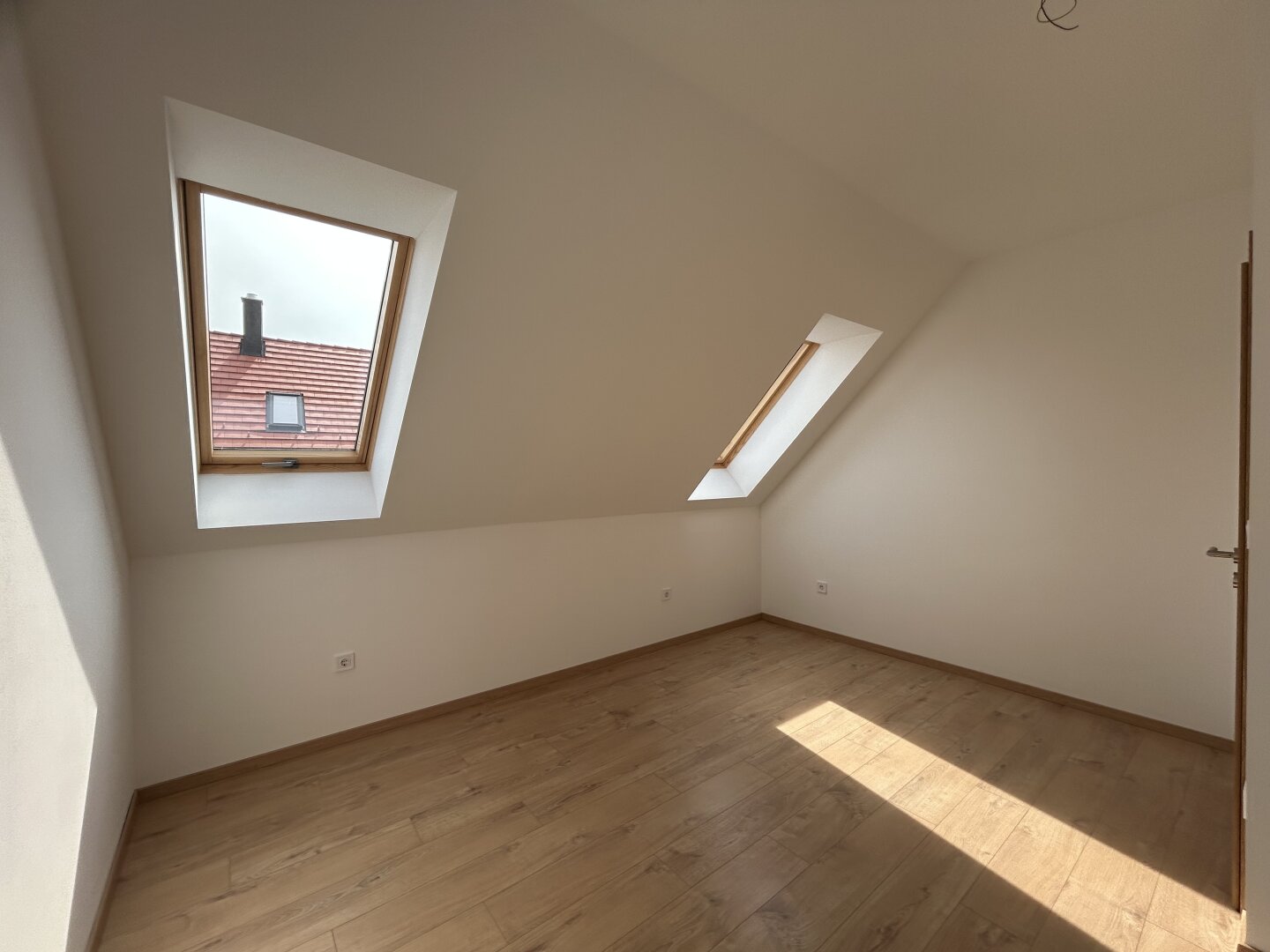 +++ Erstbezug Doppelhaushälfte Nähe der Therme in Hegykö+++