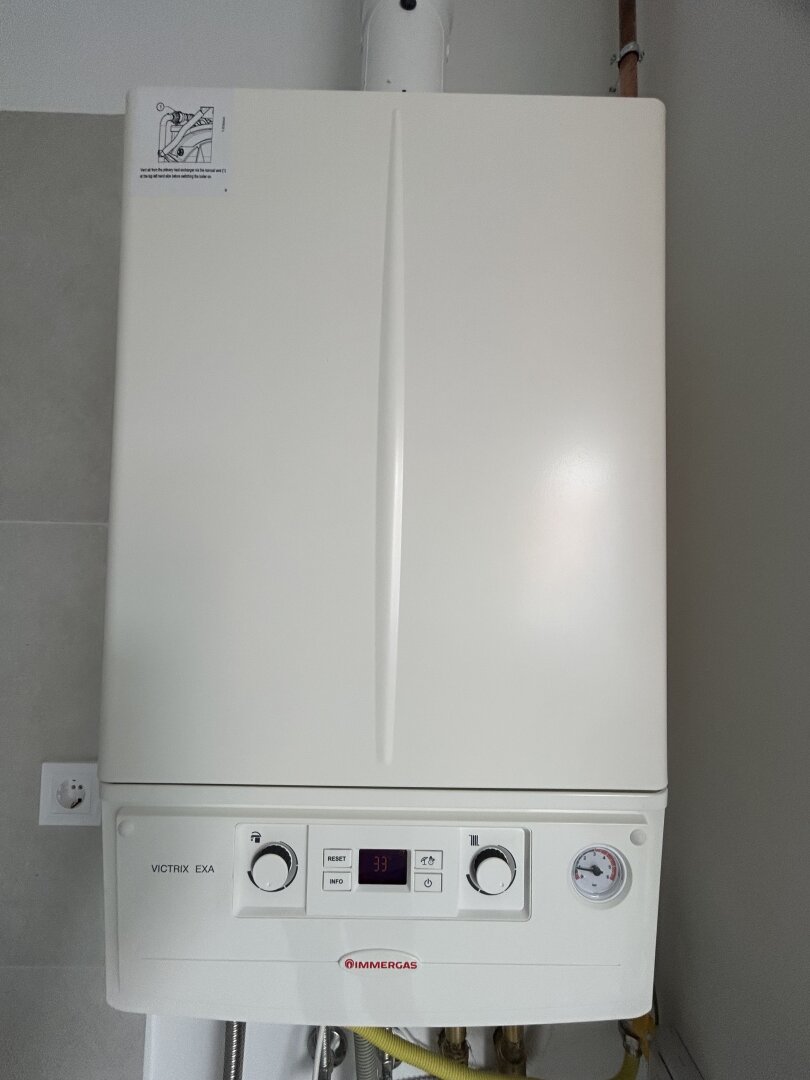 +++ Erstbezug Doppelhaushälfte Nähe der Therme in Hegykö+++