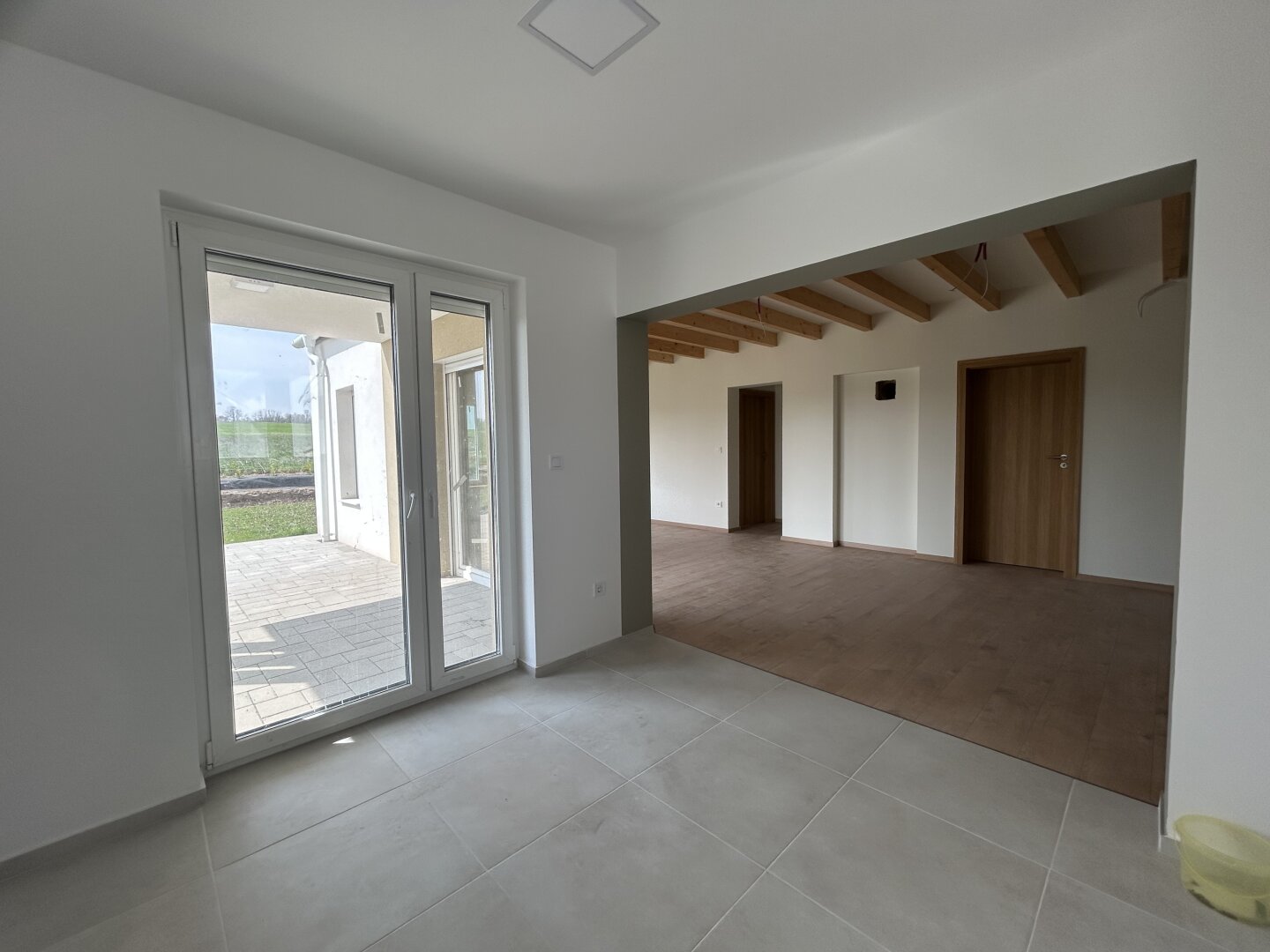 +++ Erstbezug ,,Bungalow,, auf sonnigem Grundstück, Nähe Fertöd in Fertöszeplak! +++