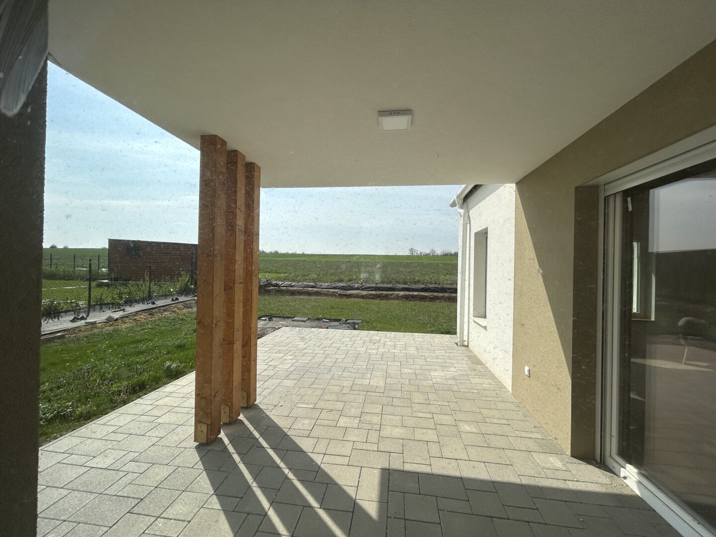 +++ Erstbezug ,,Bungalow,, auf sonnigem Grundstück, Nähe Fertöd in Fertöszeplak! +++