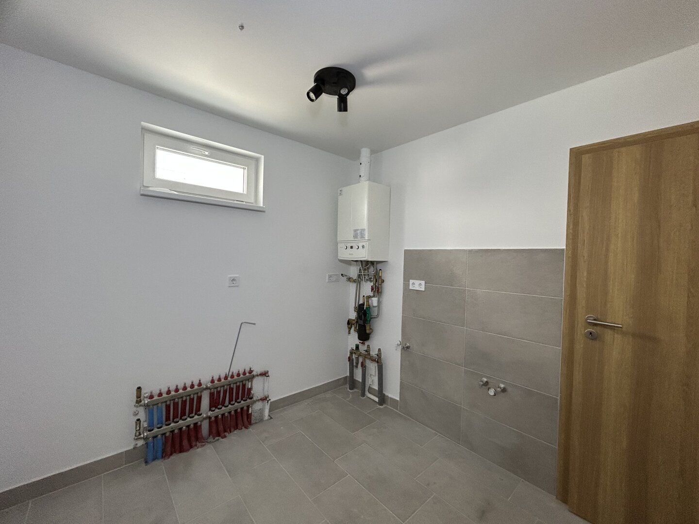 +++ Erstbezug ,,Bungalow,, auf sonnigem Grundstück, Nähe Fertöd in Fertöszeplak! +++