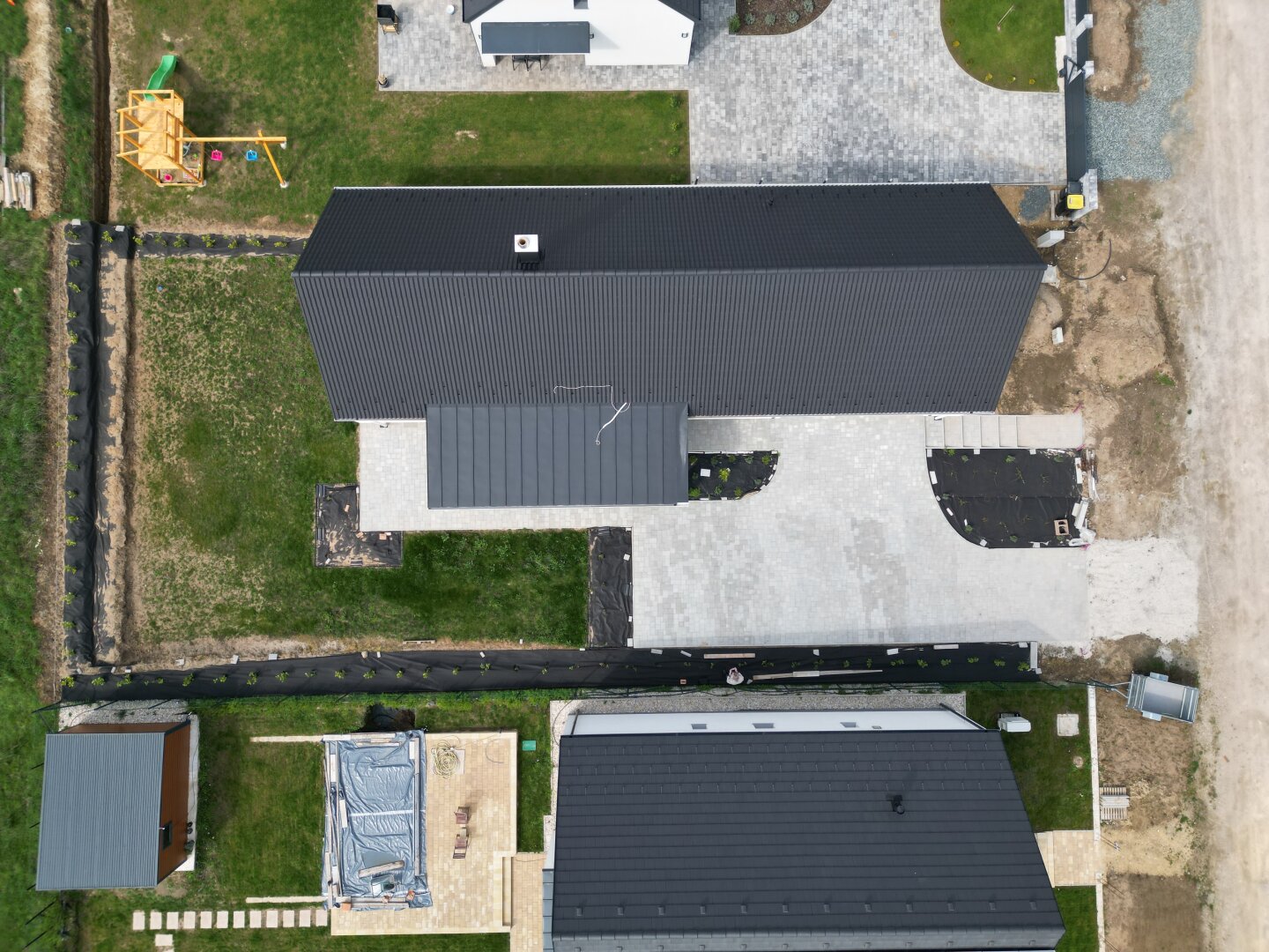 +++ Erstbezug ,,Bungalow,, auf sonnigem Grundstück, Nähe Fertöd in Fertöszeplak! +++