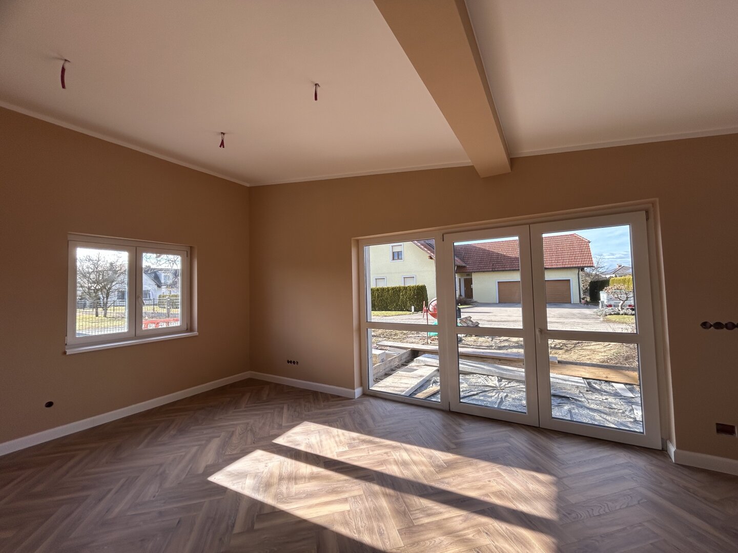 +++ERSTBEZUG++ Einfamilienhaus mit viel Liebe zum Detail,auf sonnigem Grundstück, am Ortsrand von Güssing! +++