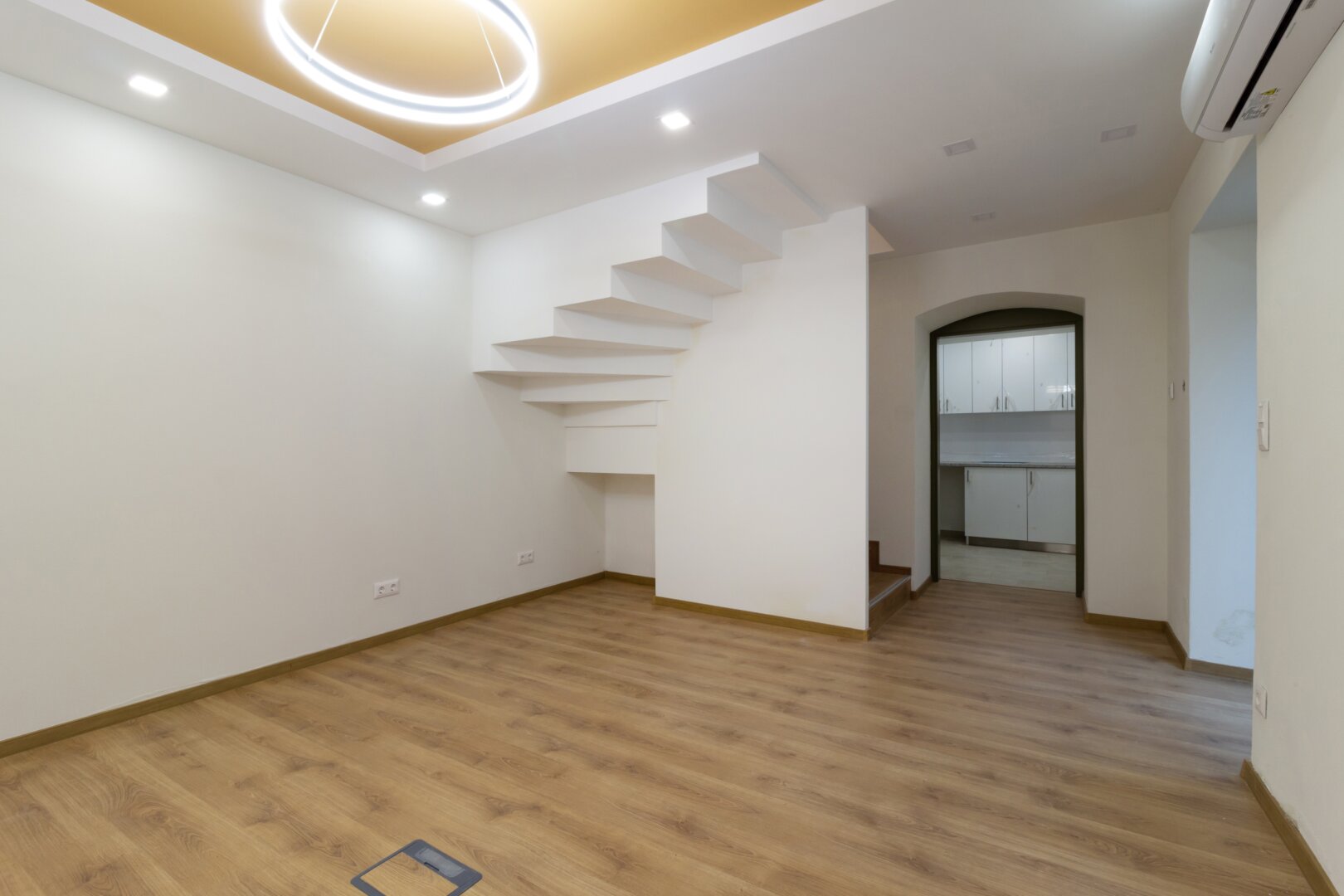 +++ Einzigartiger barocker Gebäudekomplex in Bestlage der Altstadt von SOPRON +++