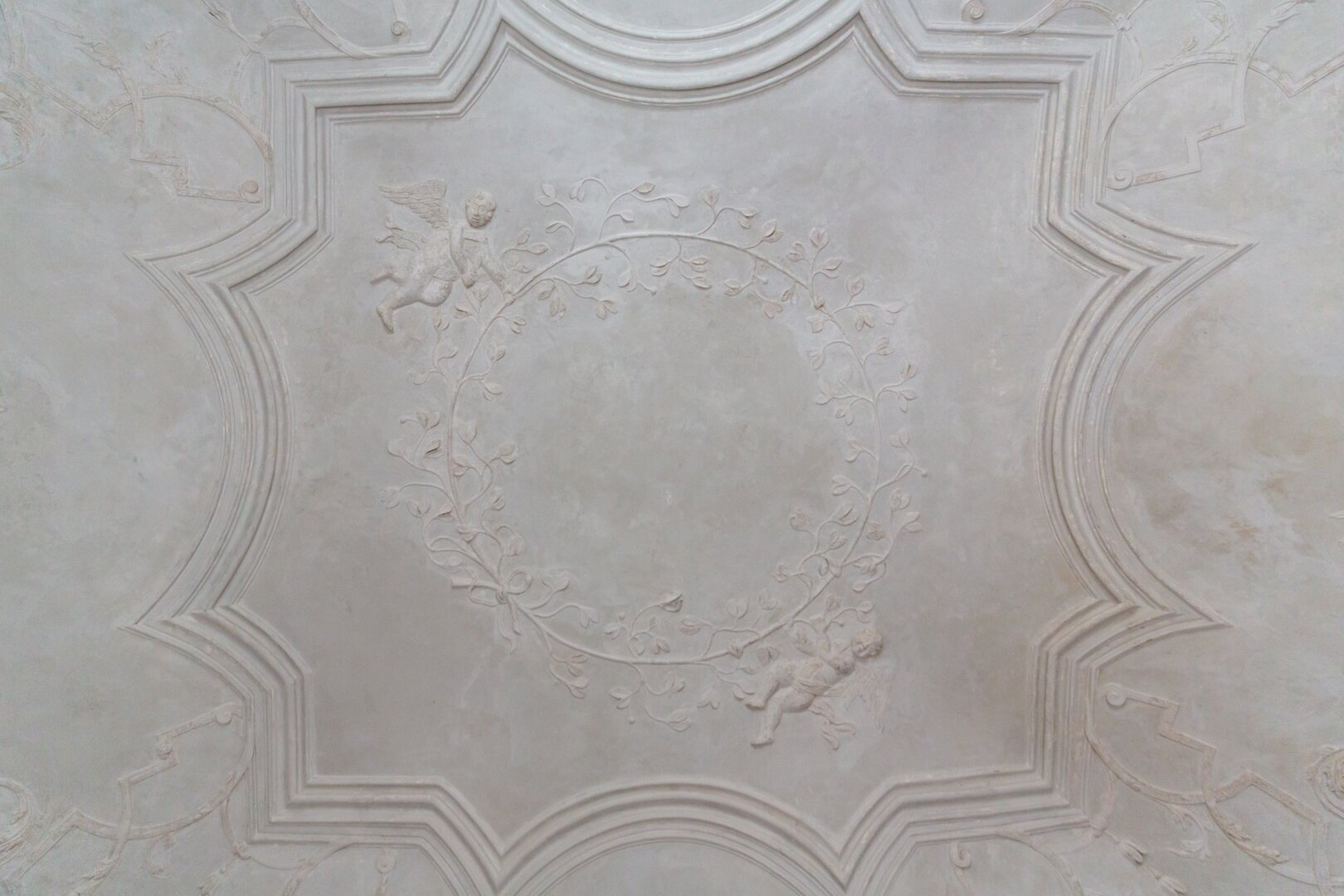 +++ Einzigartiger barocker Gebäudekomplex in Bestlage der Altstadt von SOPRON +++