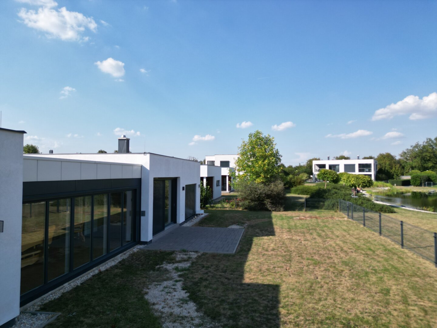 ++Wohnen wo andere Urlaub machen,das Chalet am Golfplatz unmittelbar neben der Therme Lutzmannsburg++