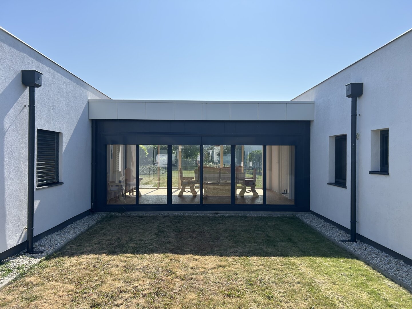 ++Wohnen wo andere Urlaub machen,das Chalet am Golfplatz unmittelbar neben der Therme Lutzmannsburg++