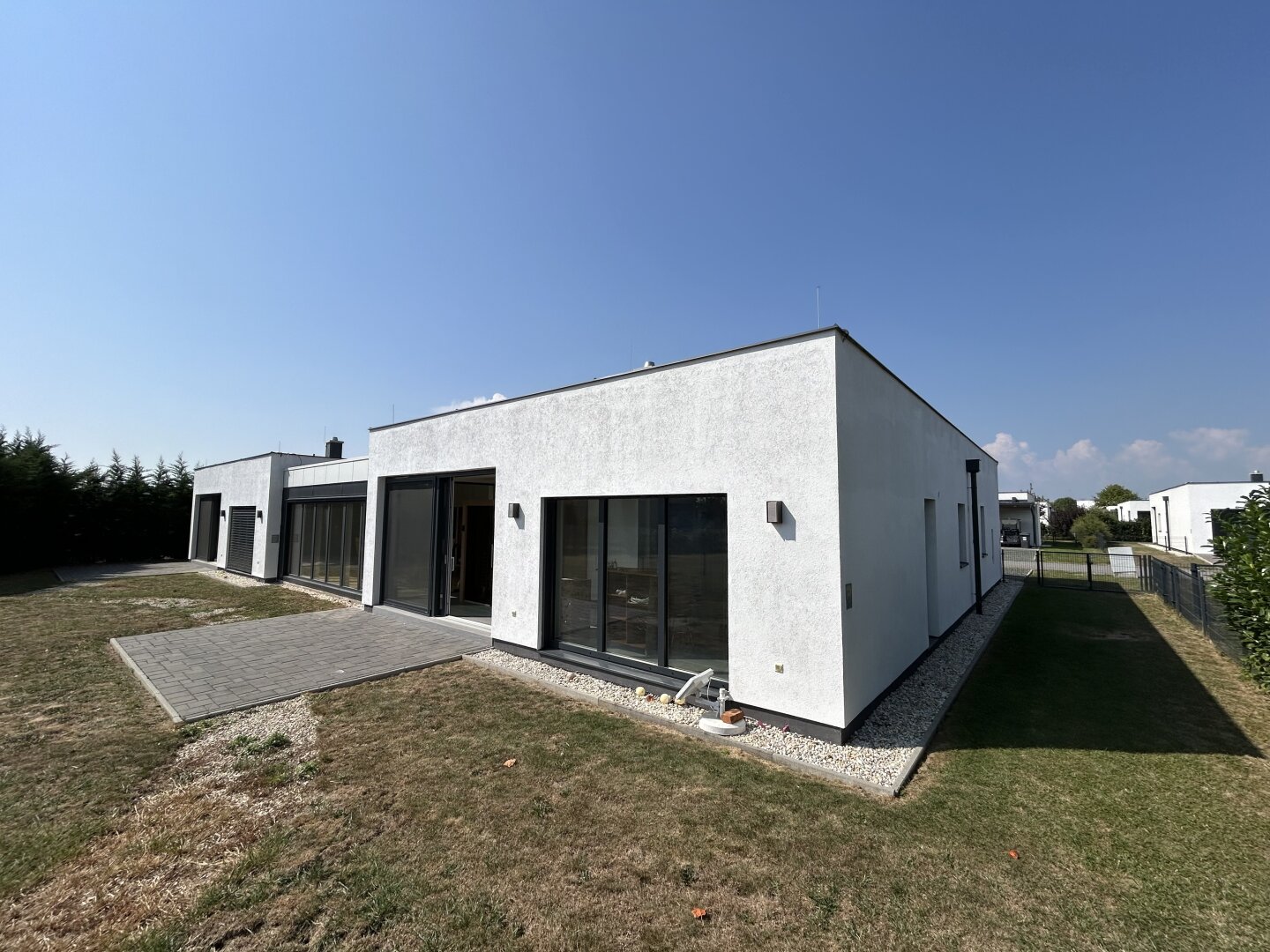 ++Wohnen wo andere Urlaub machen,das Chalet am Golfplatz unmittelbar neben der Therme Lutzmannsburg++