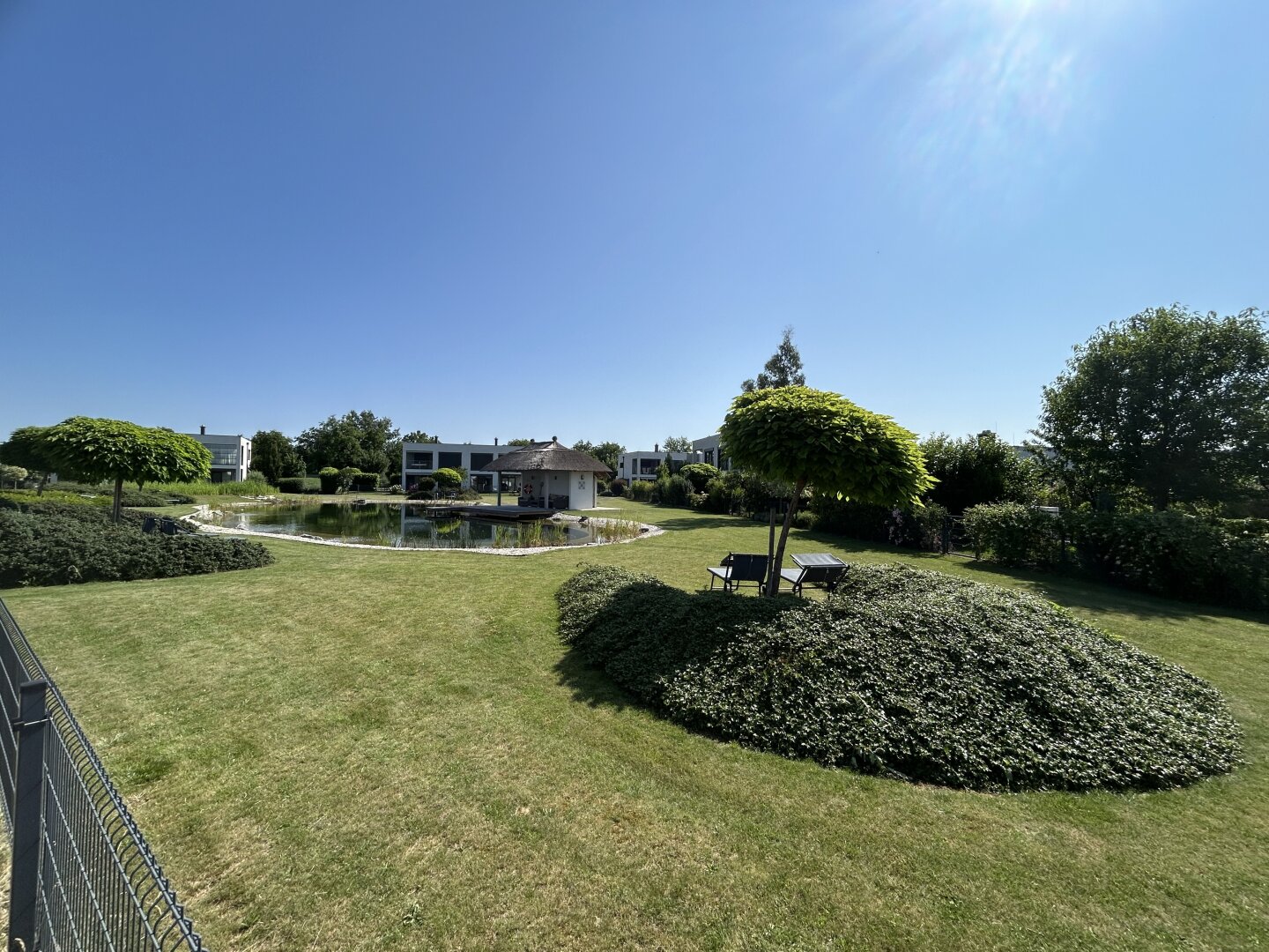 ++Wohnen wo andere Urlaub machen,das Chalet am Golfplatz unmittelbar neben der Therme Lutzmannsburg++