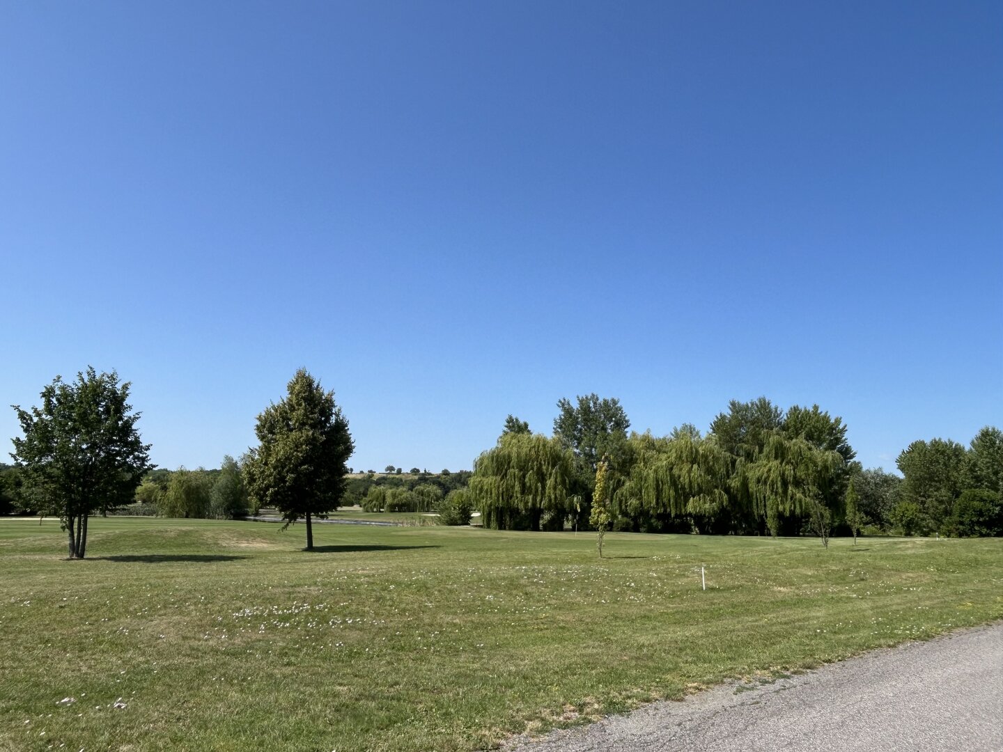 ++Wohnen wo andere Urlaub machen,das Chalet am Golfplatz unmittelbar neben der Therme Lutzmannsburg++