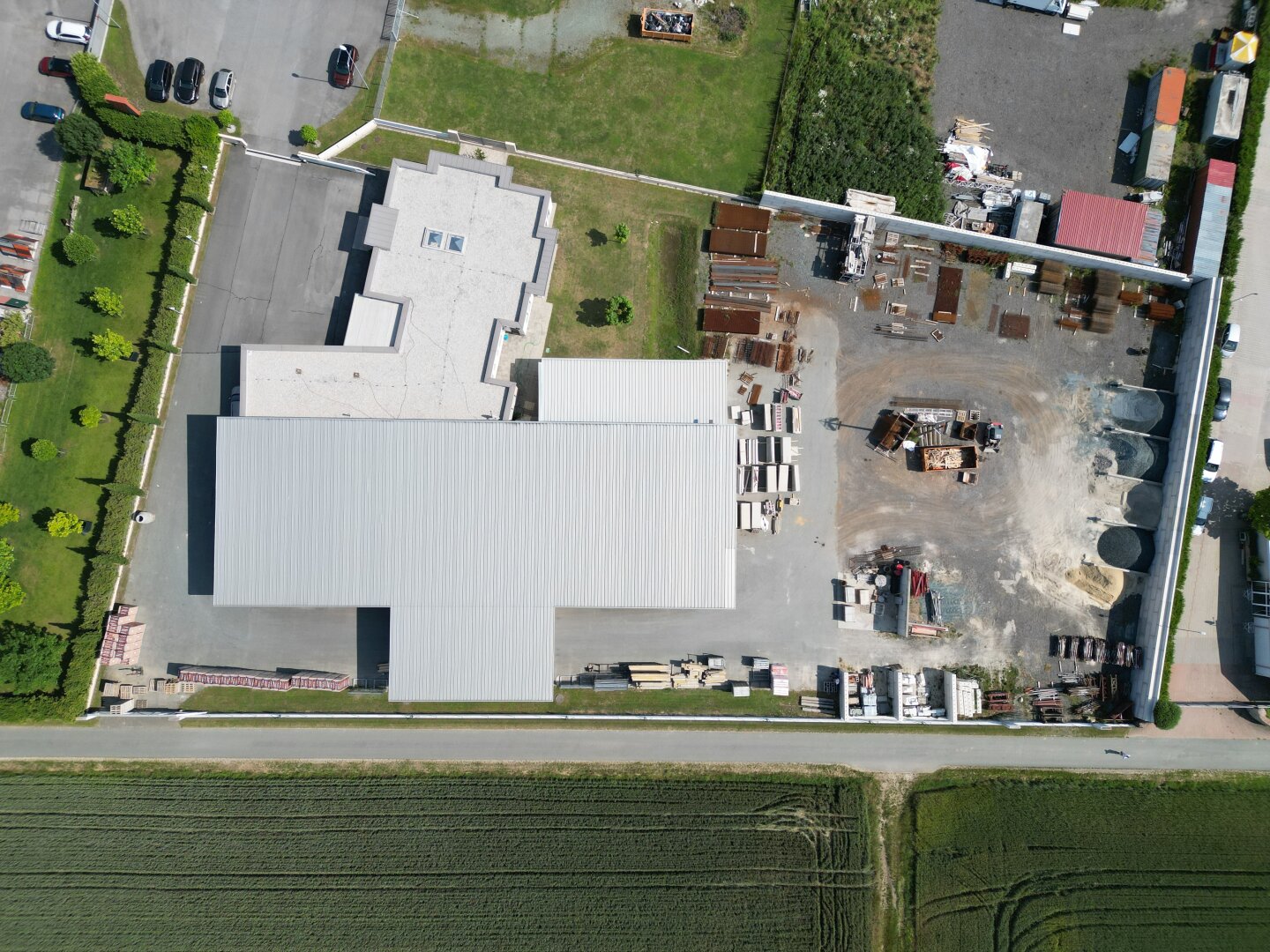 +NEU+ Einzigartiges GEWERBEOBJEKT mit vielseitigen NUTZUNGSMÖGLICHKEITEN und großem BETRIEBSGRUNDSTÜCK in DEUTSCHKREUTZ +