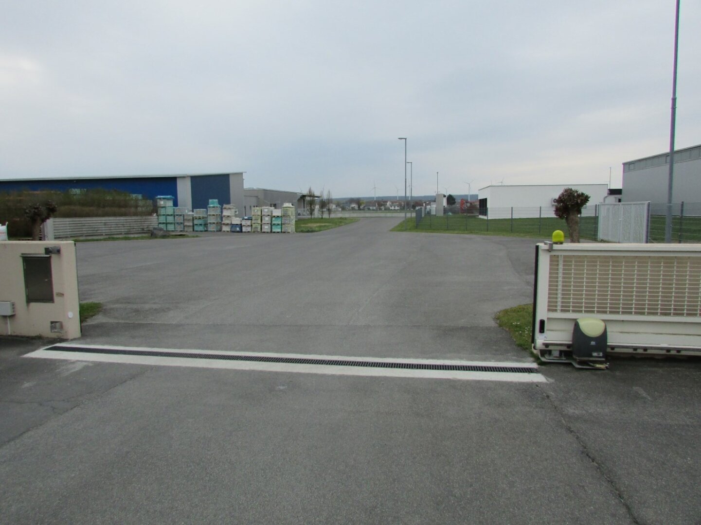 +NEU+ Einzigartiges GEWERBEOBJEKT mit vielseitigen NUTZUNGSMÖGLICHKEITEN und großem BETRIEBSGRUNDSTÜCK in DEUTSCHKREUTZ +