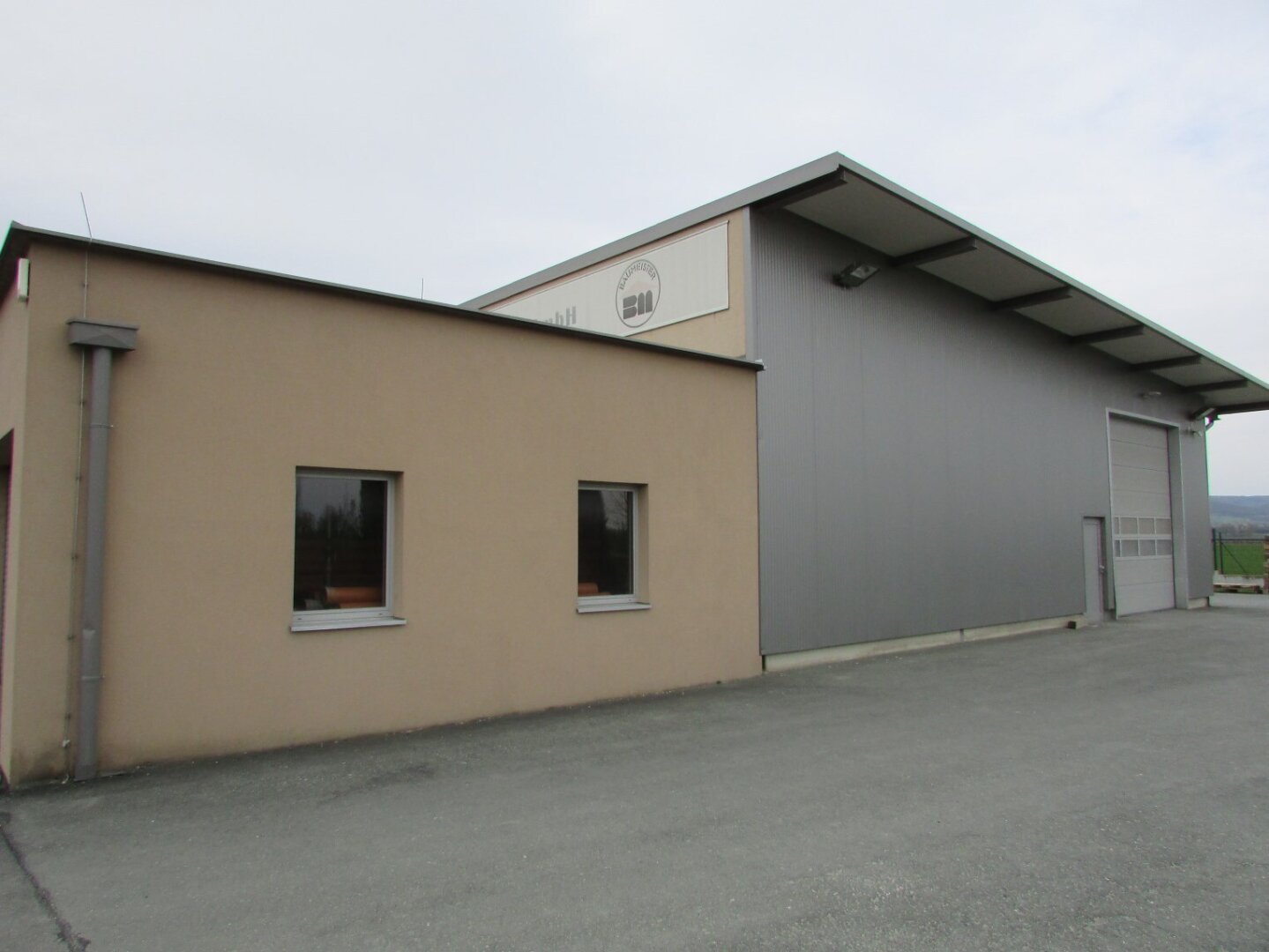 +NEU+ Einzigartiges GEWERBEOBJEKT mit vielseitigen NUTZUNGSMÖGLICHKEITEN und großem BETRIEBSGRUNDSTÜCK in DEUTSCHKREUTZ +