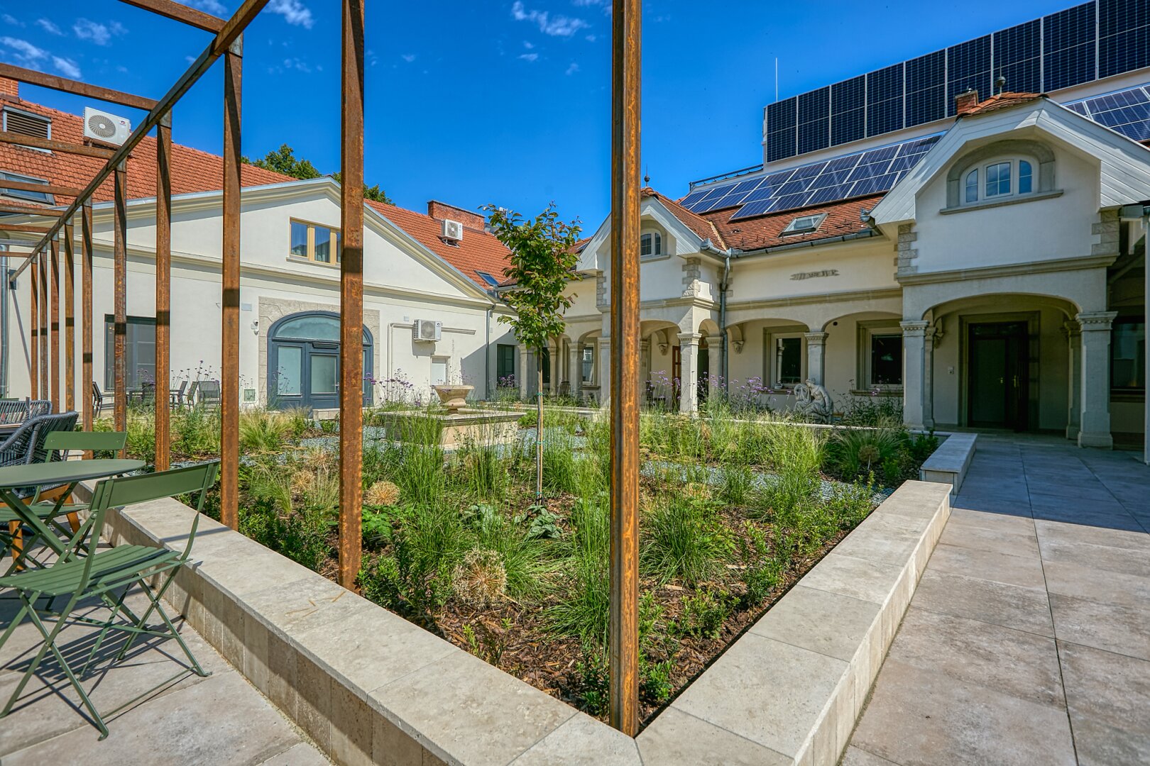 +++ Historischer Immobilienkomplex im Herzen von Sopron mit vielseitigem Entwicklungspotenzial +++