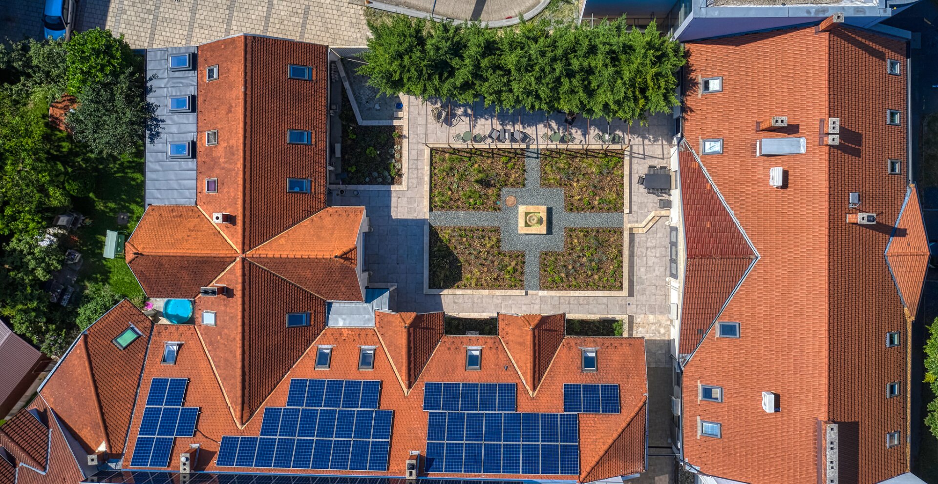 +++ Historischer Immobilienkomplex im Herzen von Sopron mit vielseitigem Entwicklungspotenzial +++