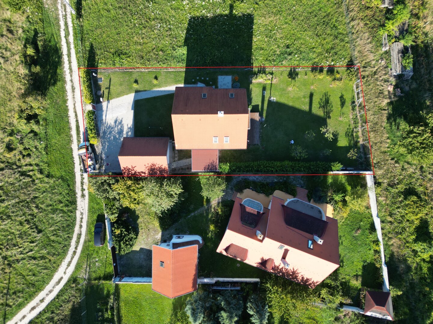 +++ Charmantes Einfamilienhaus in Fertőrákos – mit traumhaftem Garten, Seeblick und Yachthafen-Nähe +++