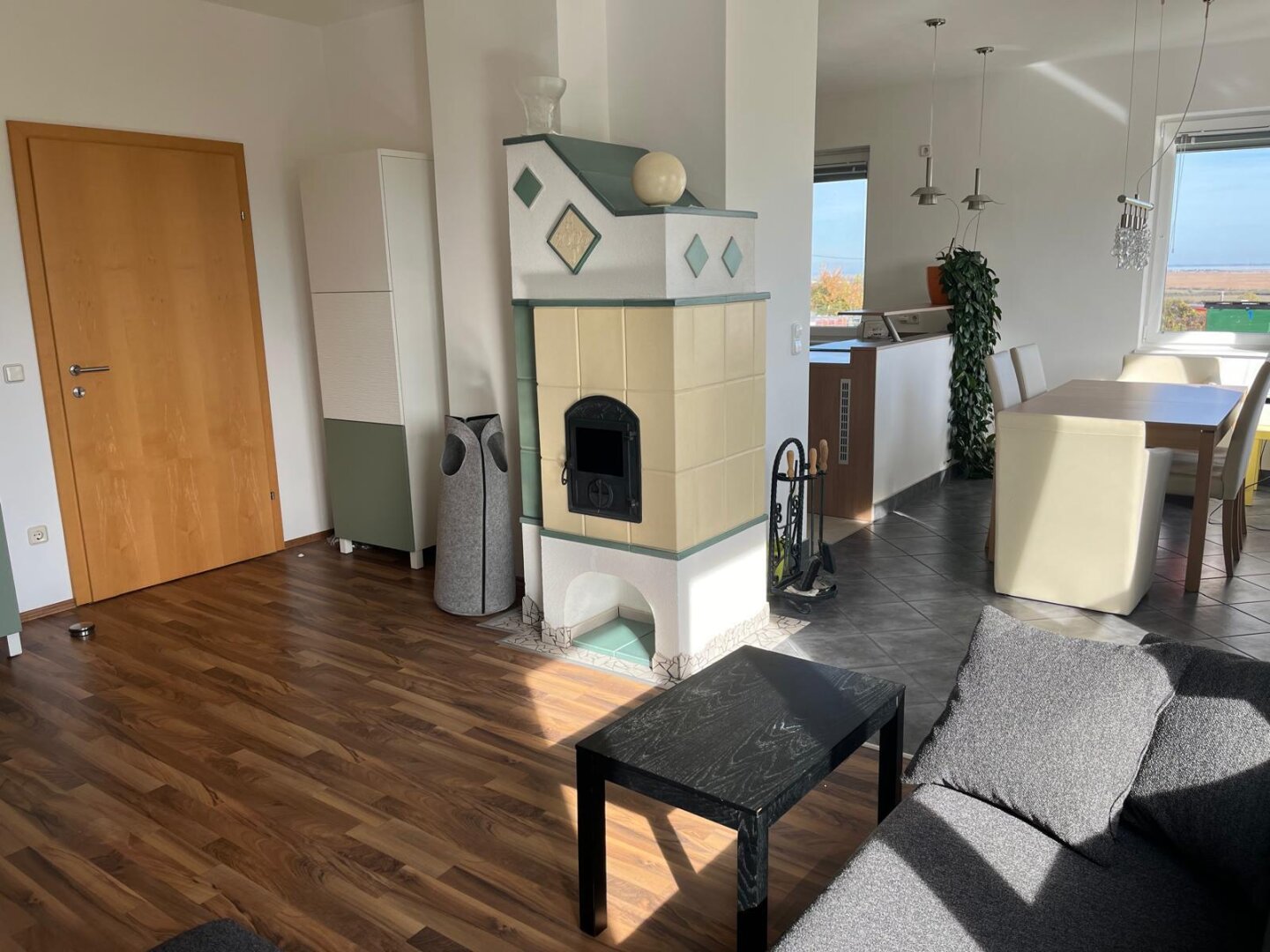 +++ Charmantes Einfamilienhaus in Fertőrákos – mit traumhaftem Garten, Seeblick und Yachthafen-Nähe +++