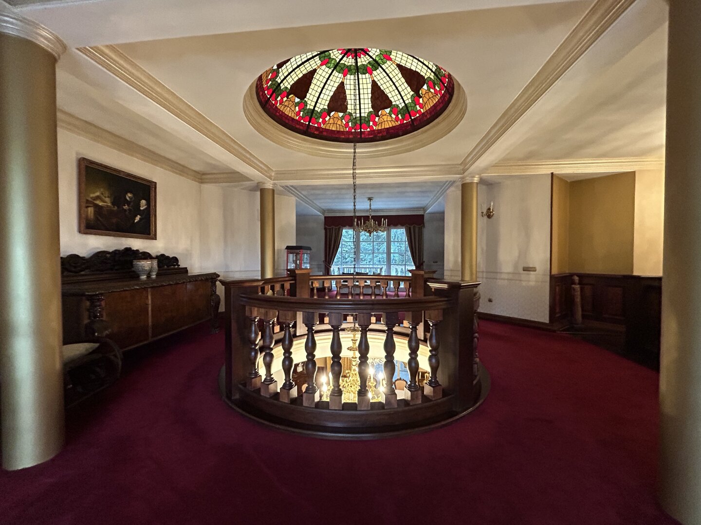 +++ Exklusive Villa im Herzen von Szombathely – Ruheoase auf rund 5300 m² +++