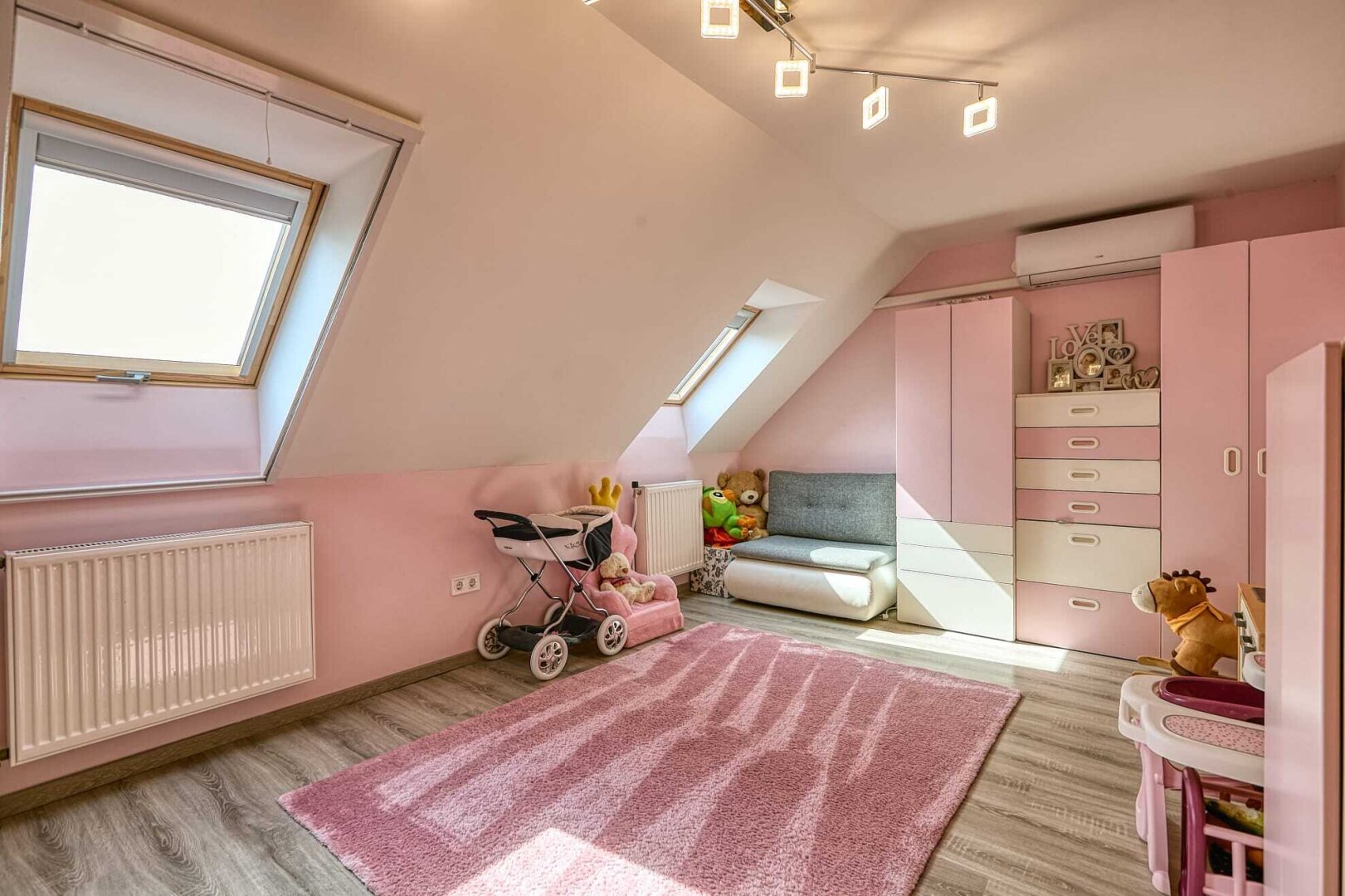 +++ Modernes Einfamilienhaus in Fertőszéplak – Wellness, Wein & Wohnkultur auf höchstem Niveau +++