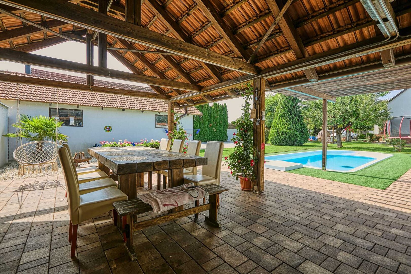 +++ Modernes Einfamilienhaus in Fertőszéplak – Wellness, Wein & Wohnkultur auf höchstem Niveau +++