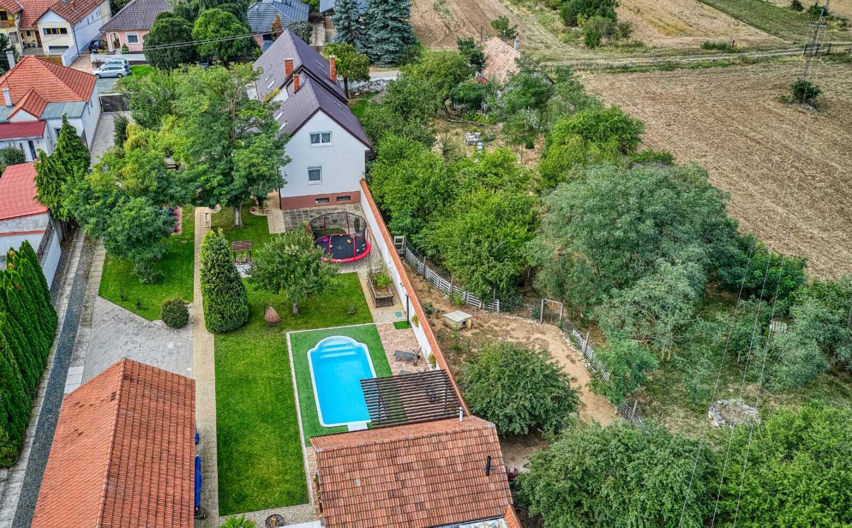 +++ Modernes Einfamilienhaus in Fertőszéplak – Wellness, Wein & Wohnkultur auf höchstem Niveau +++