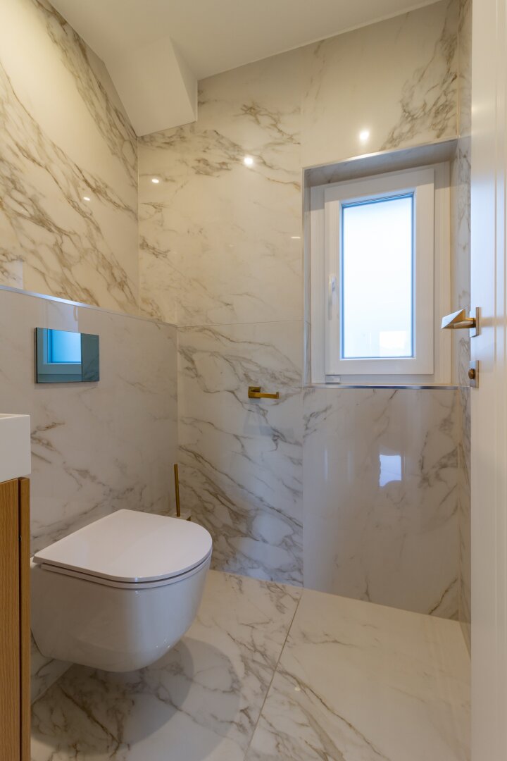 +PHÄNOMENALE Villa mit traumhaftem Panorama, Klima, Pool, Sauna, Designermöbel, direkt in Oberpullendorf anzumieten!