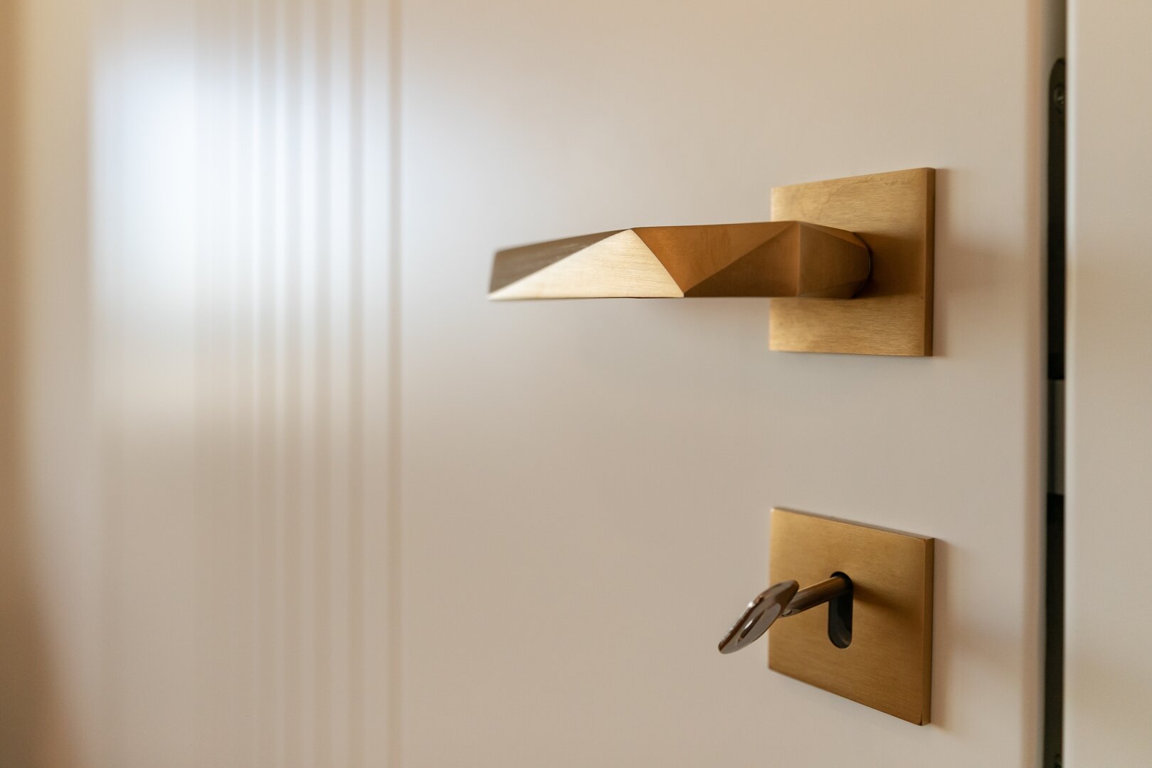 +PHÄNOMENALE Villa mit traumhaftem Panorama, Klima, Pool, Sauna, Designermöbel, direkt in Oberpullendorf anzumieten!