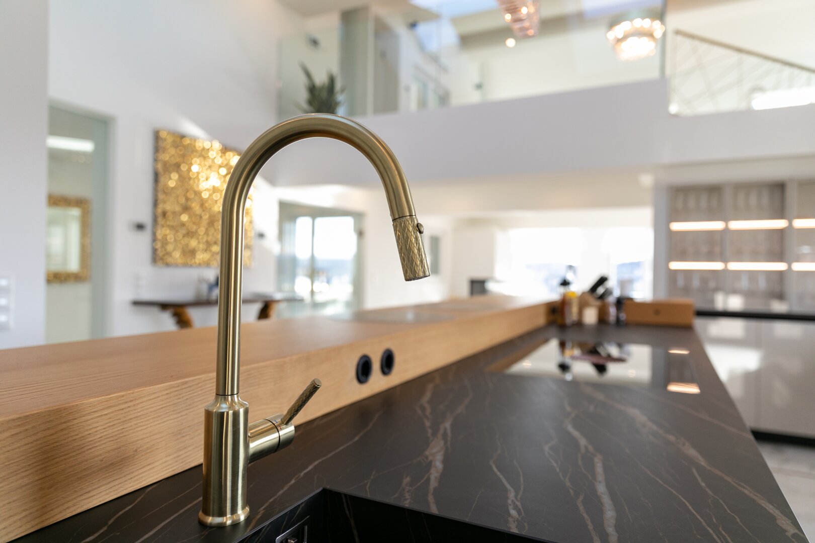 +PHÄNOMENALE Villa mit traumhaftem Panorama, Klima, Pool, Sauna, Designermöbel, direkt in Oberpullendorf zu kaufen!