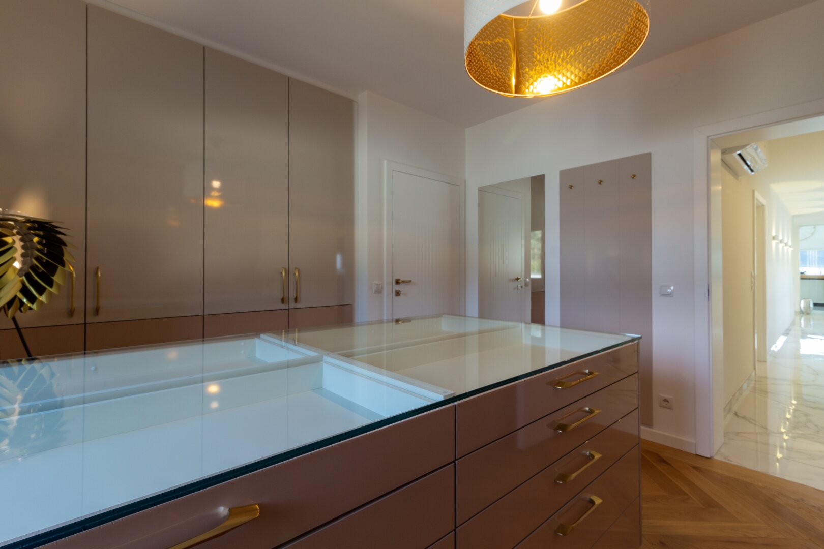 +PHÄNOMENALE Villa mit traumhaftem Panorama, Klima, Pool, Sauna, Designermöbel, direkt in Oberpullendorf zu kaufen!