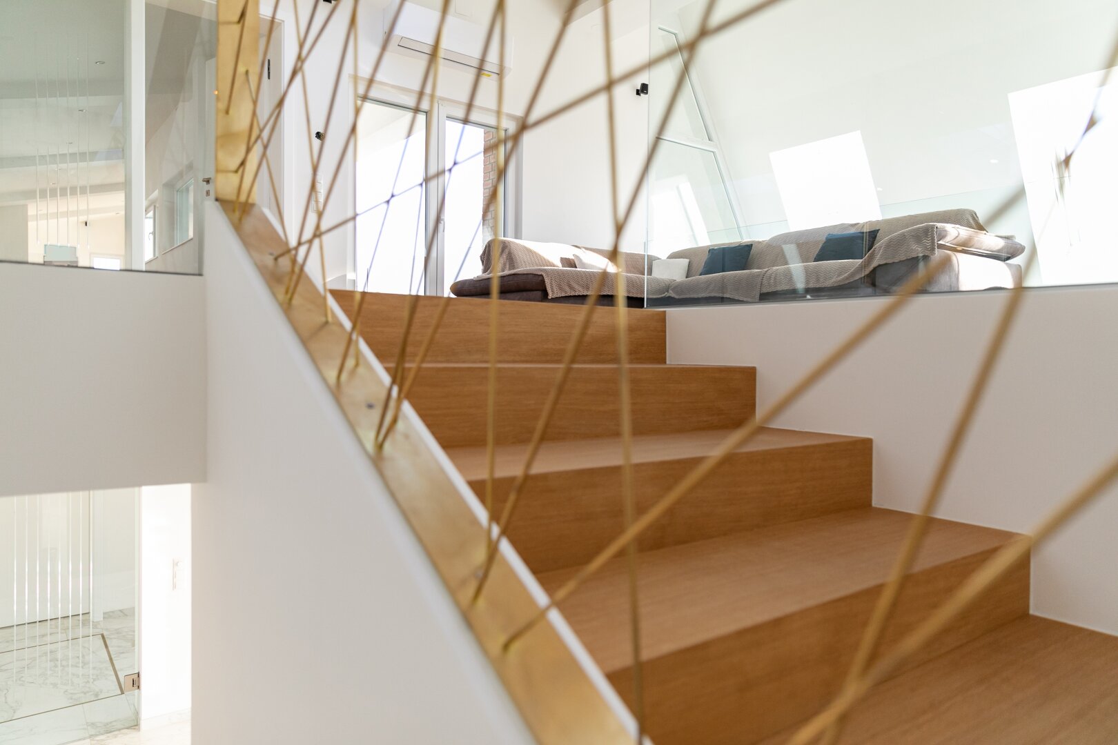 +PHÄNOMENALE Villa mit traumhaftem Panorama, Klima, Pool, Sauna, Designermöbel, direkt in Oberpullendorf zu kaufen!