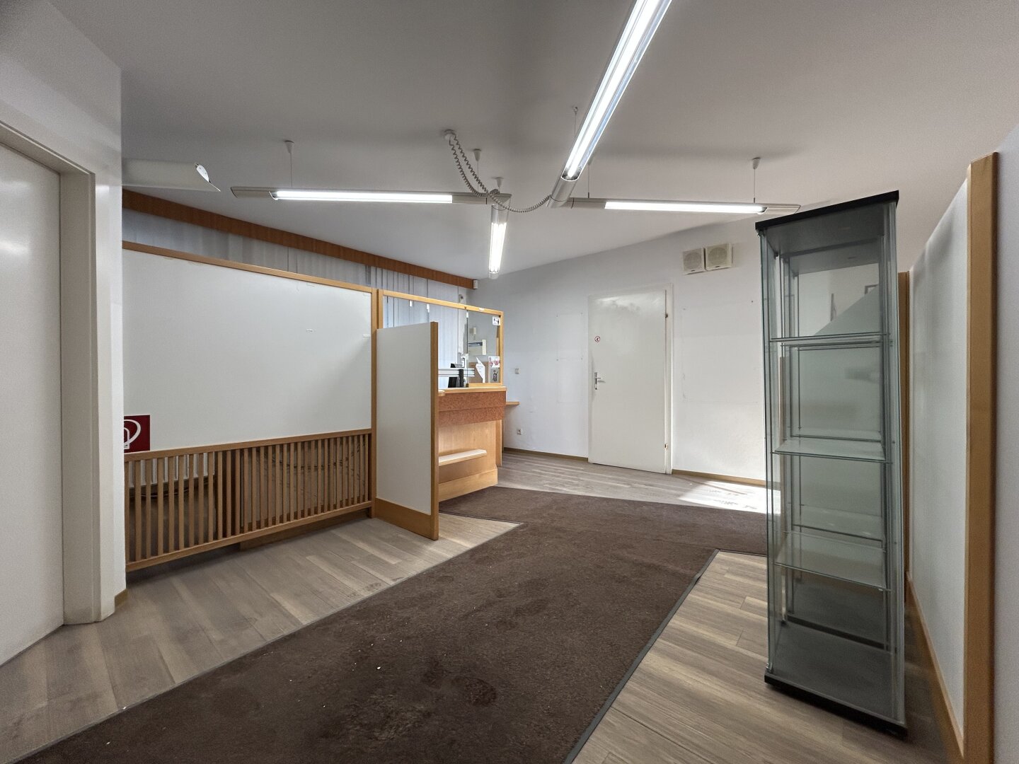 +Arztpraxis oder Büro in zentraler Lage von Oberpullendorf zu vermieten!+