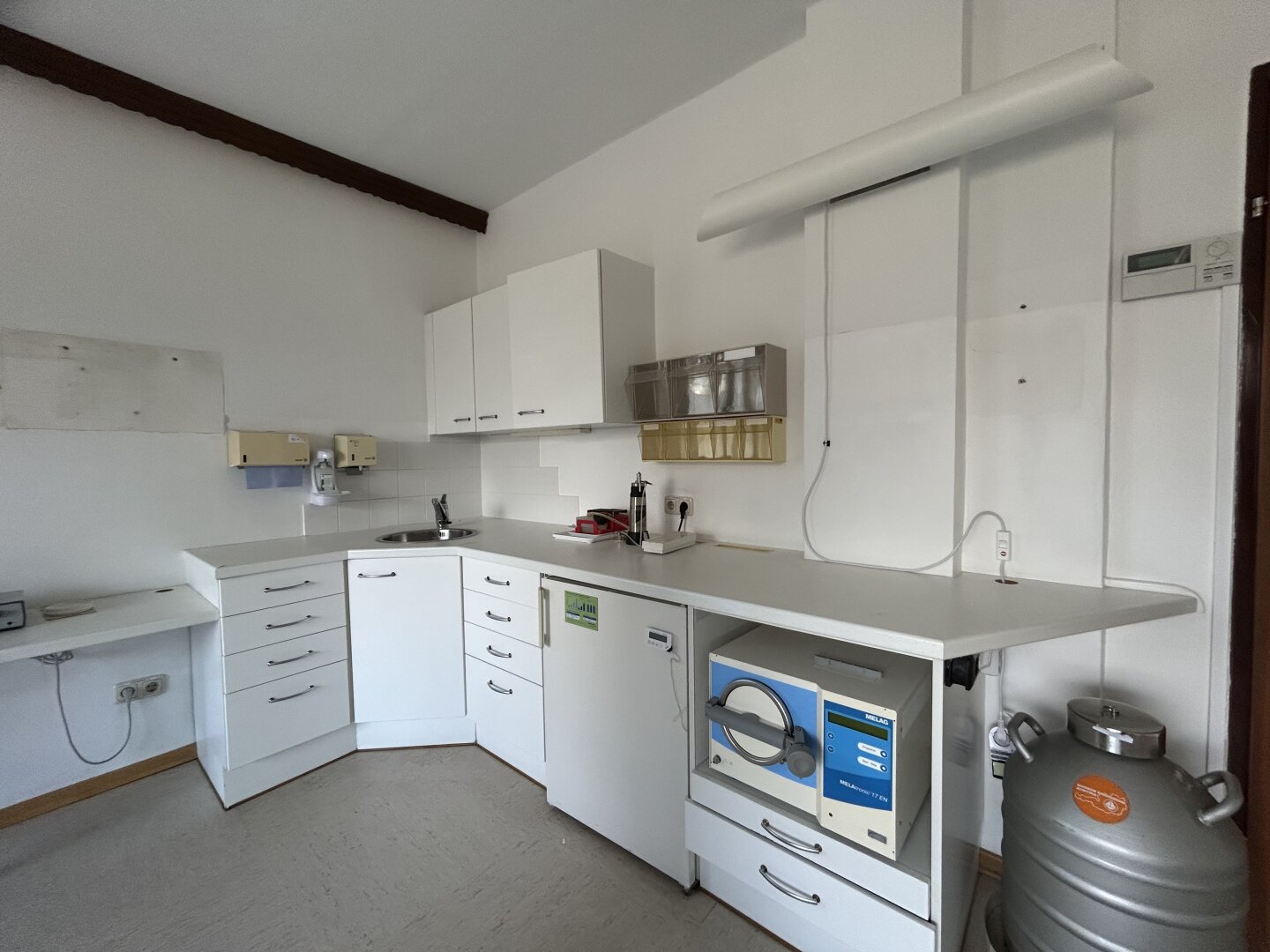 +Arztpraxis oder Büro in zentraler Lage von Oberpullendorf zu vermieten!+