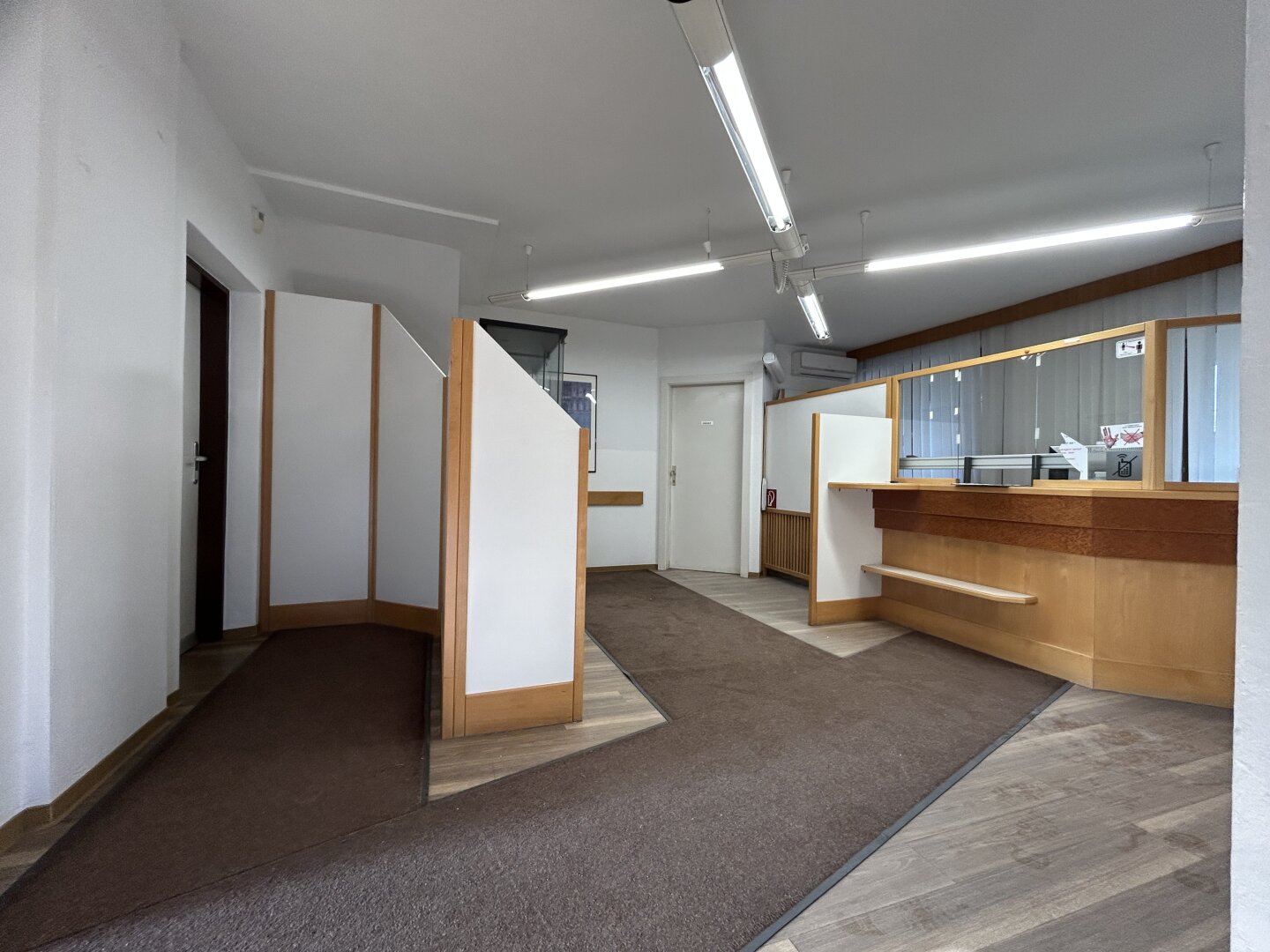 +Arztpraxis oder Büro in zentraler Lage von Oberpullendorf zu vermieten!+