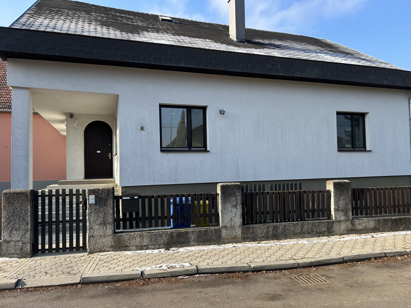 +Arztpraxis oder Büro in zentraler Lage von Oberpullendorf zu vermieten!+