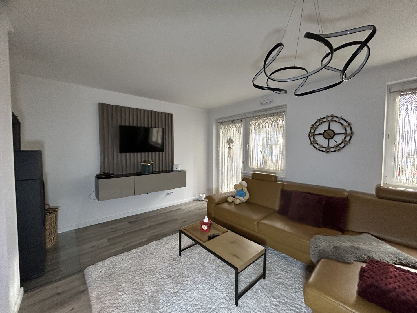 Sanierte Genossenschaftswohnung, in sehr guter Lage, in Oberpullendorf zu übernehmen! Parkplatz, Loggia, & neuer Küche!