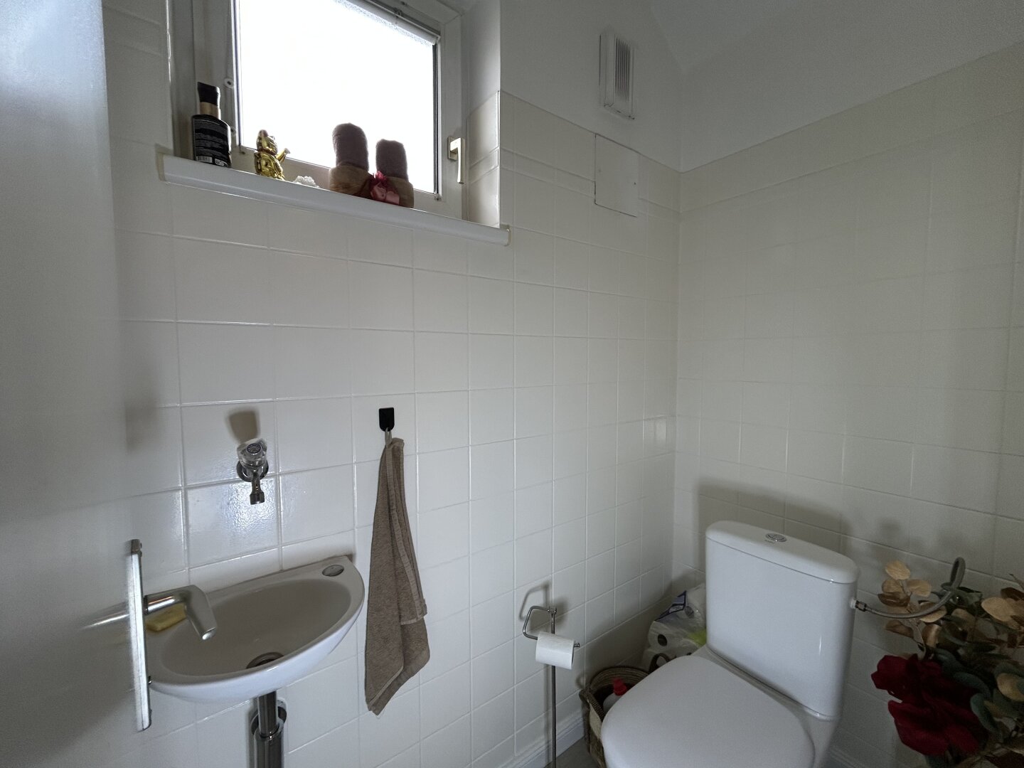 Sanierte Genossenschaftswohnung, in sehr guter Lage, in Oberpullendorf zu übernehmen! Parkplatz, Loggia, & neuer Küche!