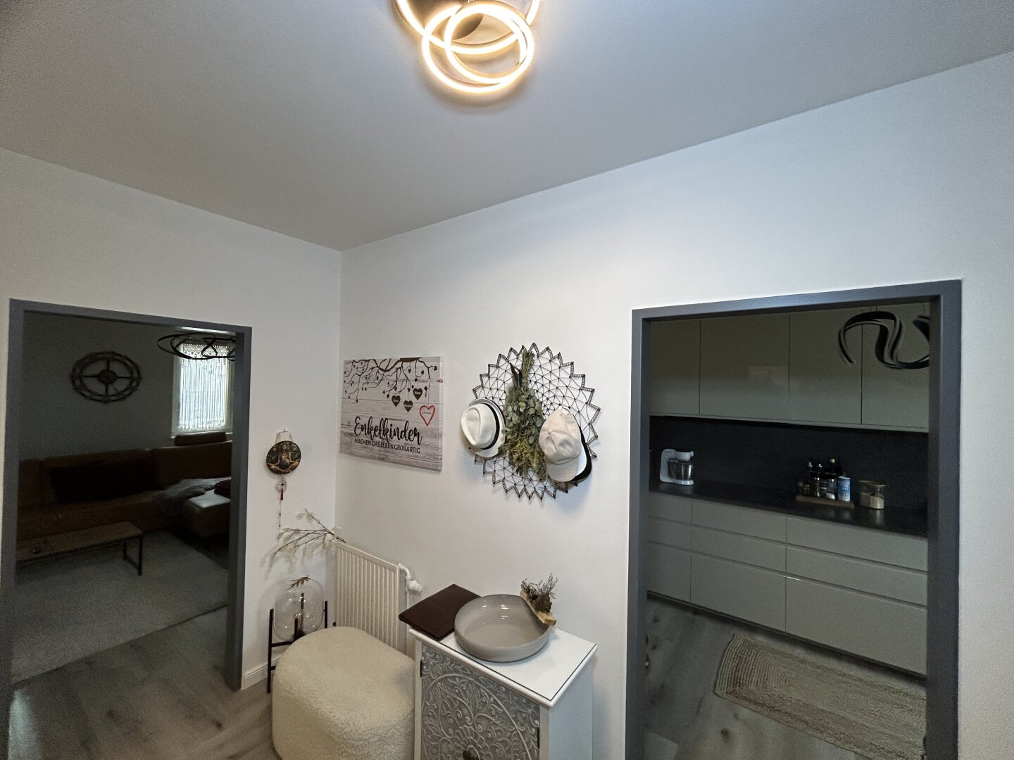 Sanierte Genossenschaftswohnung, in sehr guter Lage, in Oberpullendorf zu übernehmen! Parkplatz, Loggia, & neuer Küche!