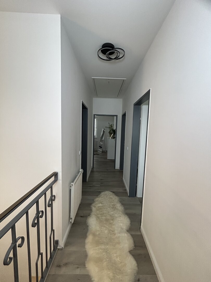 Sanierte Genossenschaftswohnung, in sehr guter Lage, in Oberpullendorf zu übernehmen! Parkplatz, Loggia, & neuer Küche!