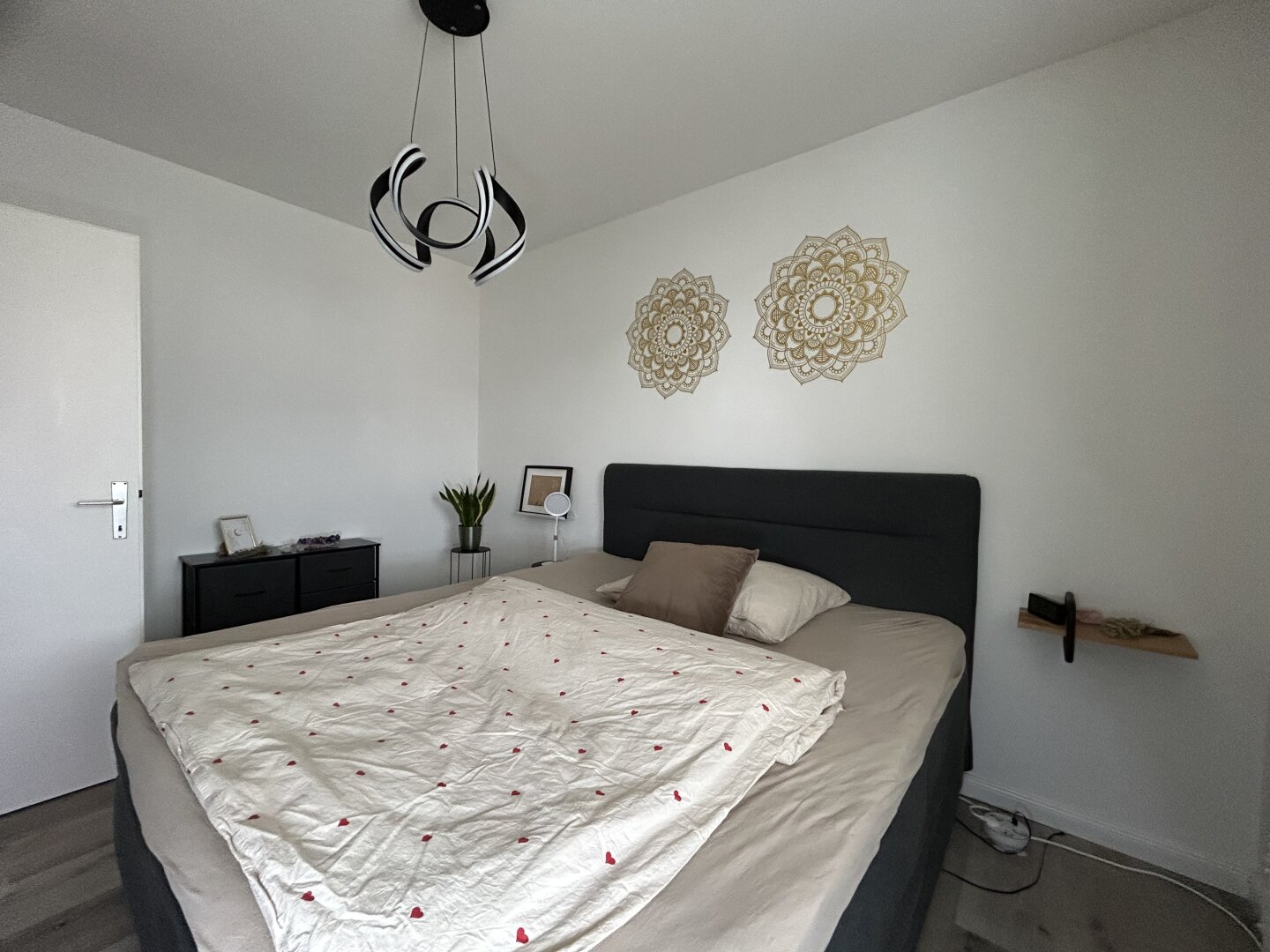 Sanierte Genossenschaftswohnung, in sehr guter Lage, in Oberpullendorf zu übernehmen! Parkplatz, Loggia, & neuer Küche!